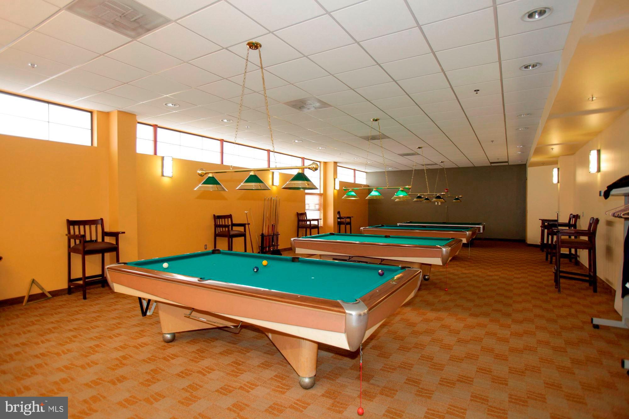 LEISURE WORLD - Residential