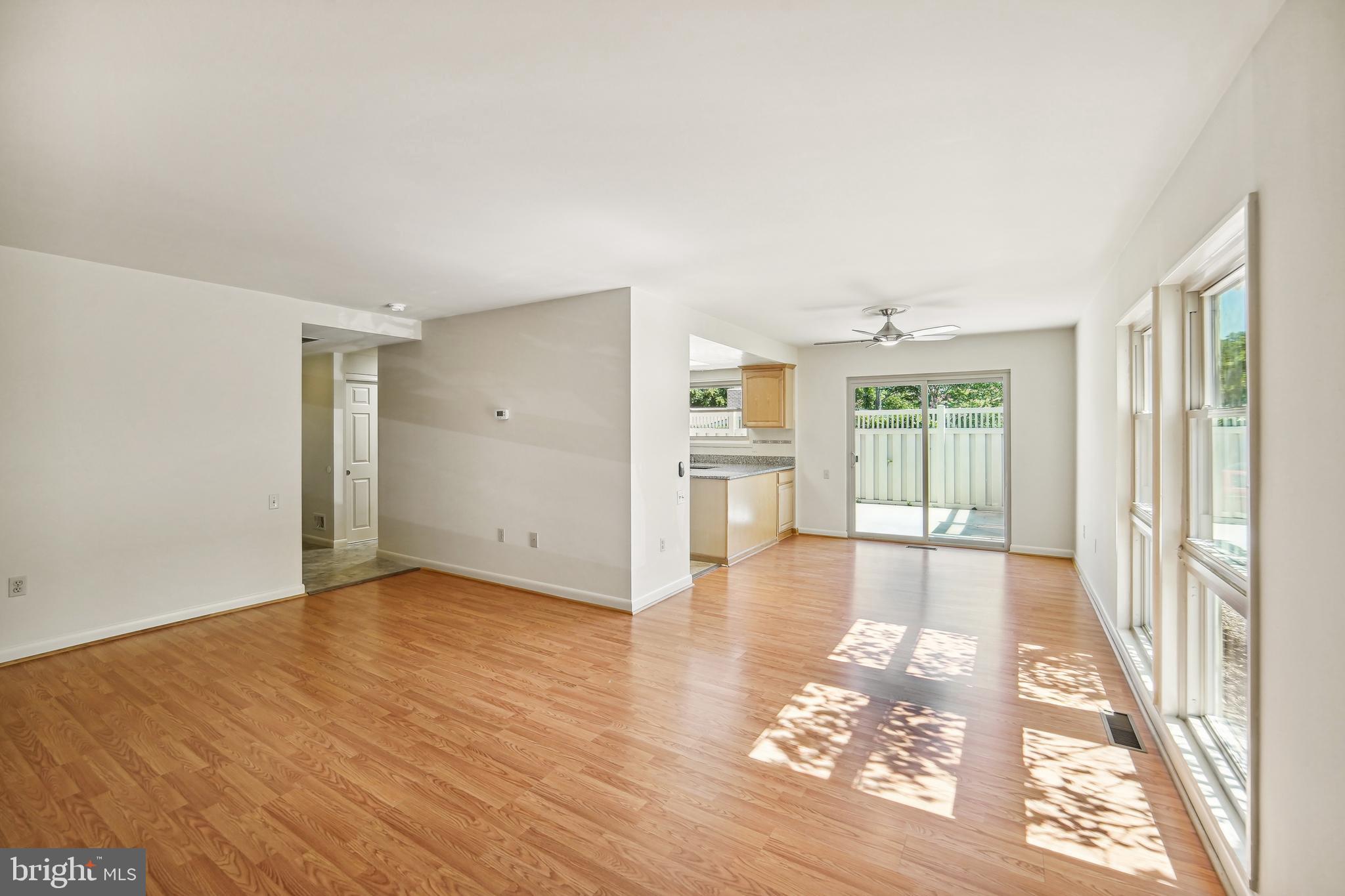 LEISURE WORLD - Residential