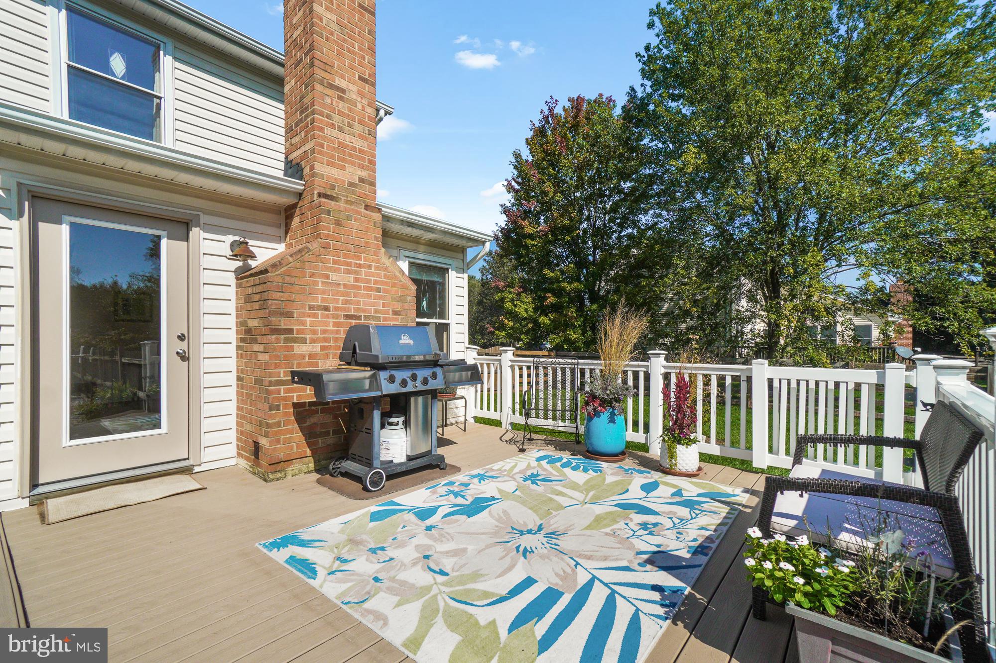 SENECA CHASE - Residential