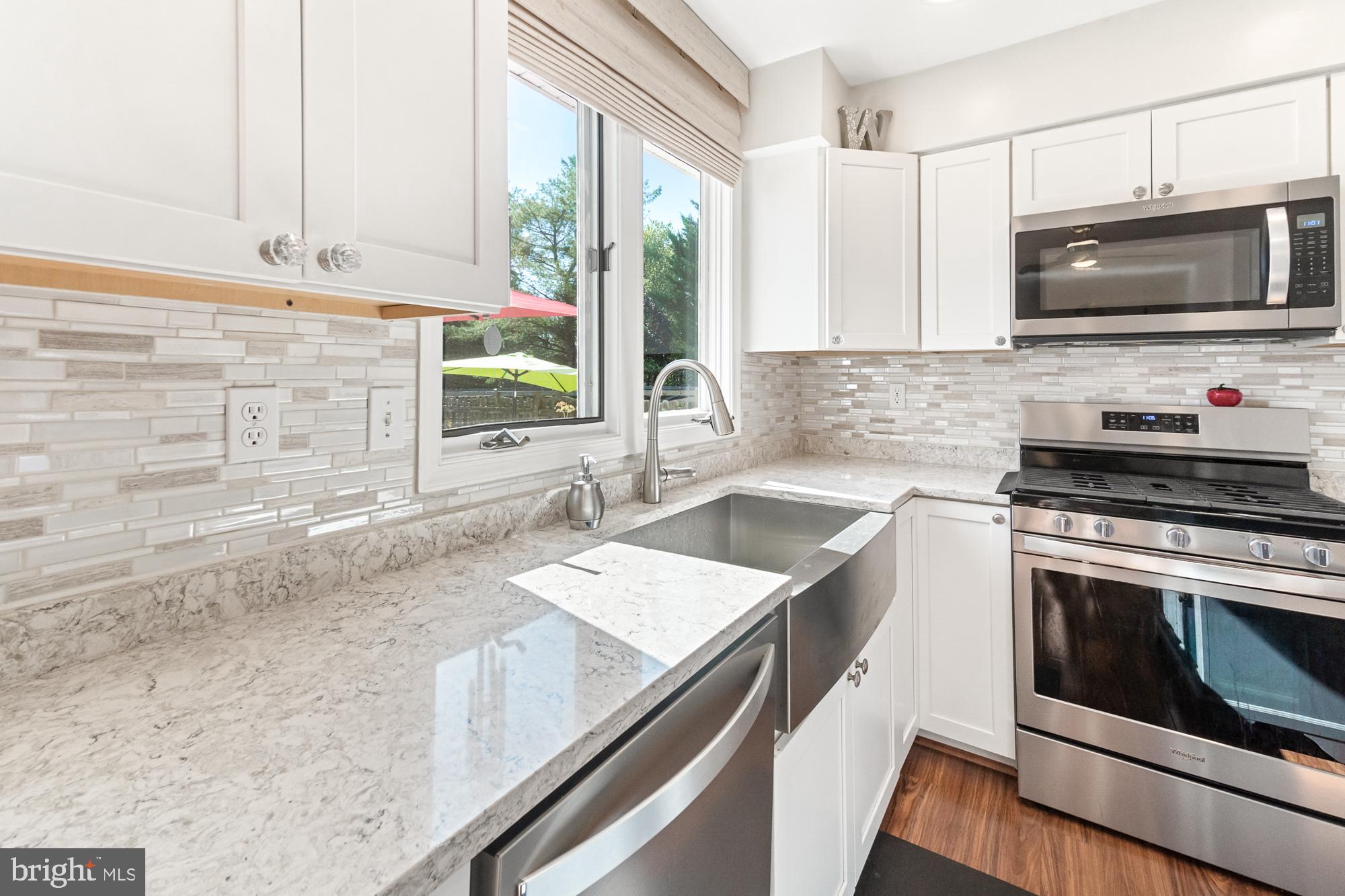 SENECA CHASE - Residential