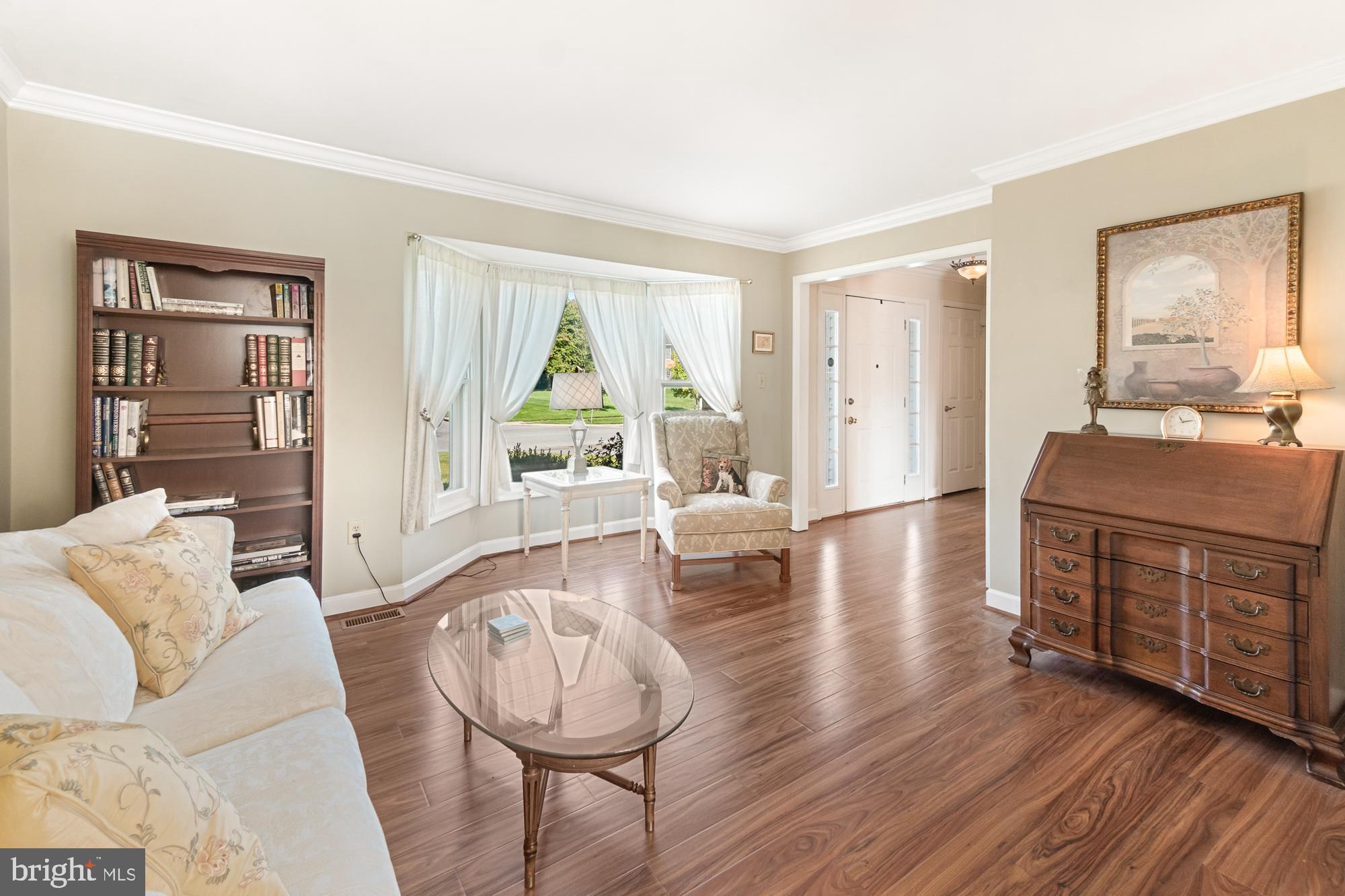 SENECA CHASE - Residential