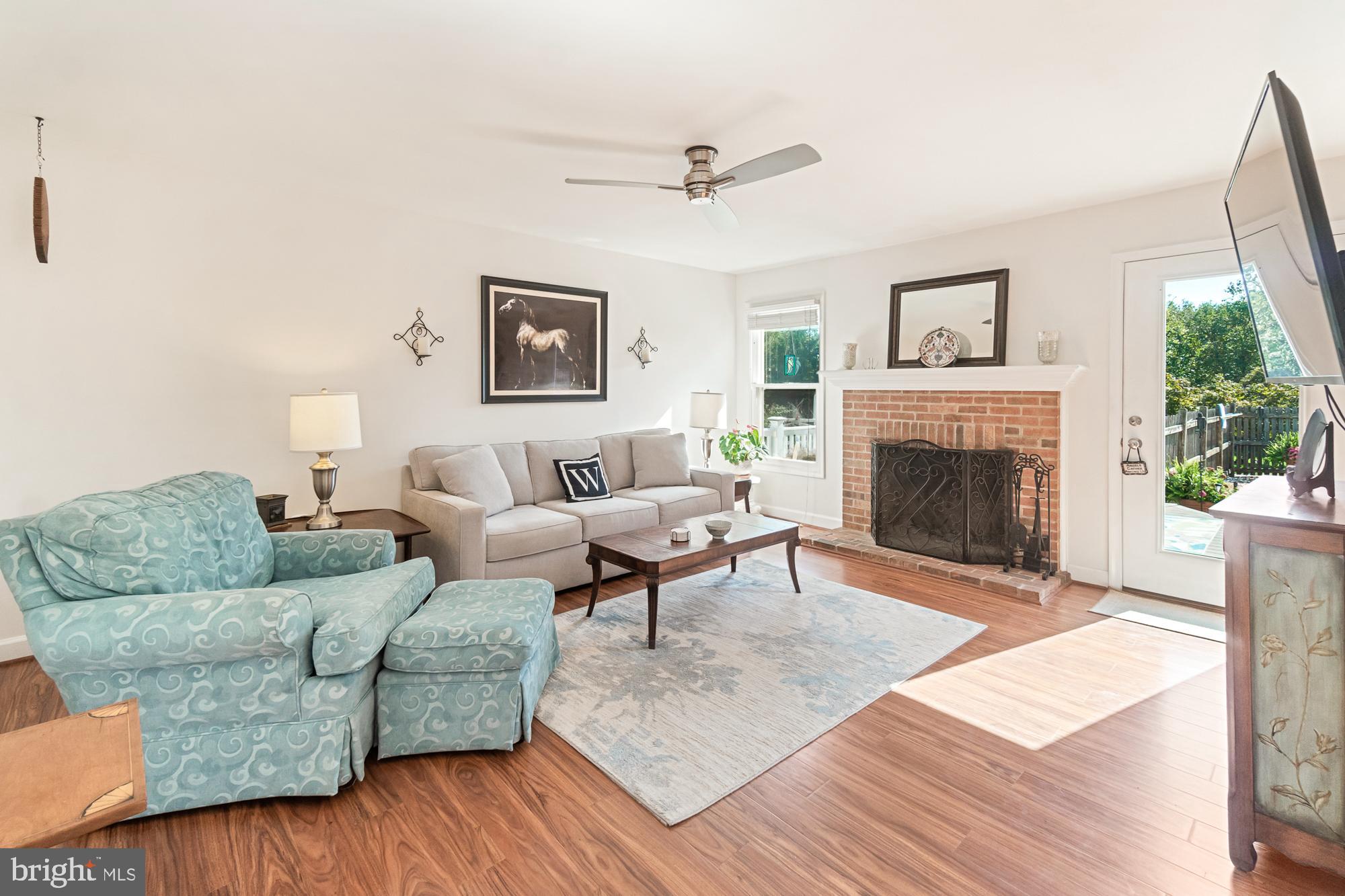 SENECA CHASE - Residential