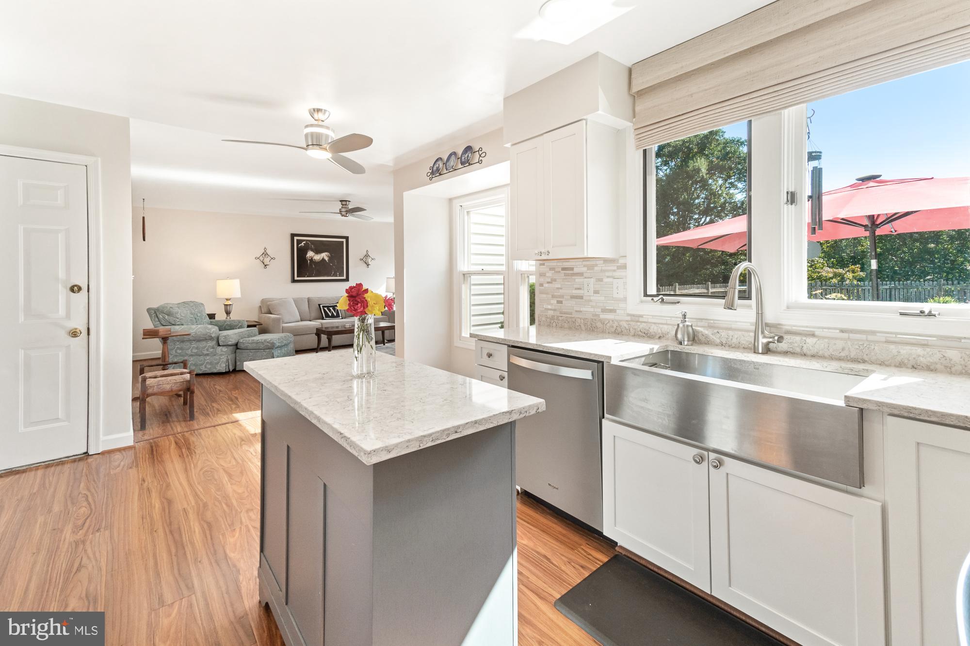 SENECA CHASE - Residential