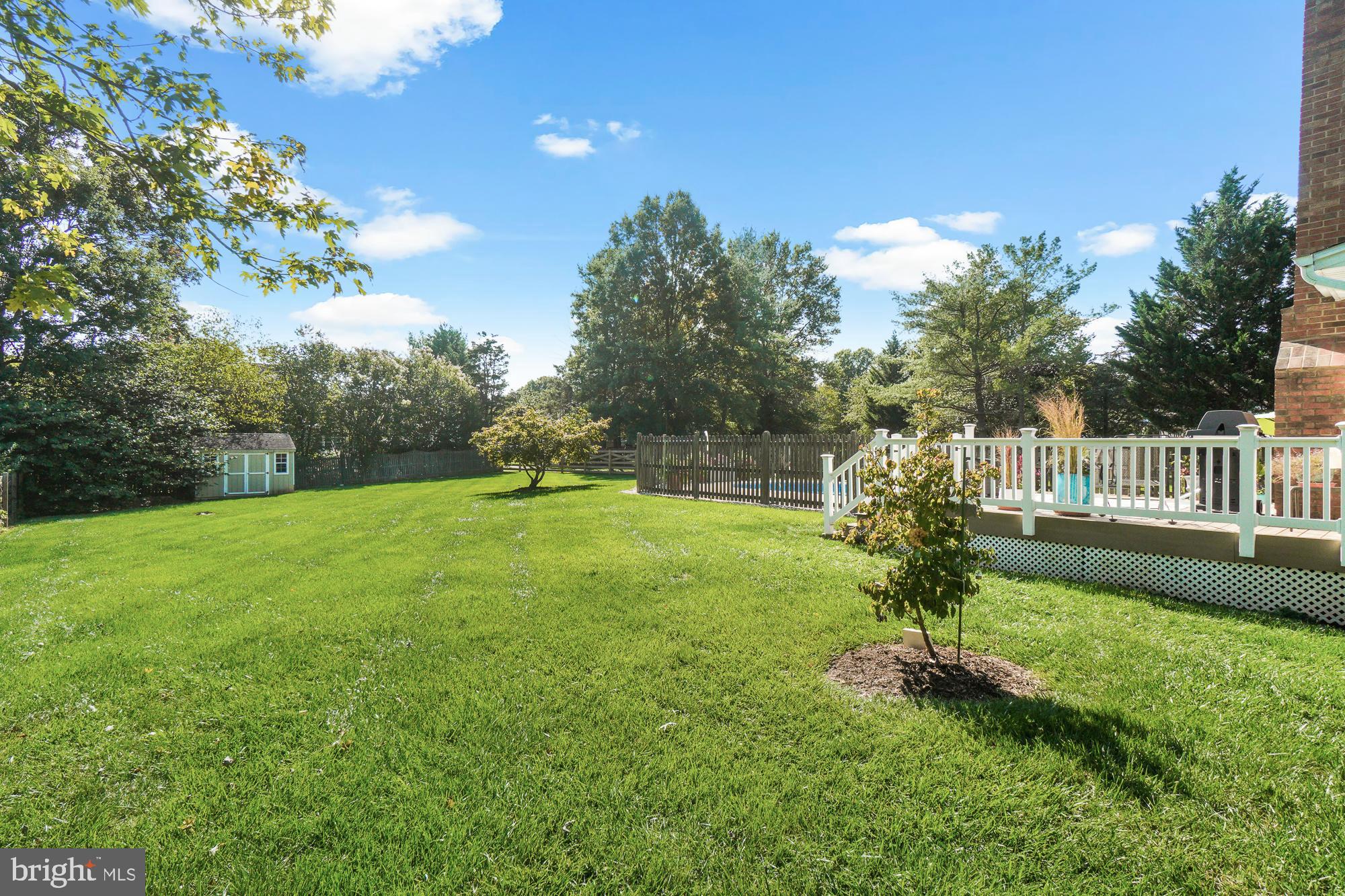 SENECA CHASE - Residential