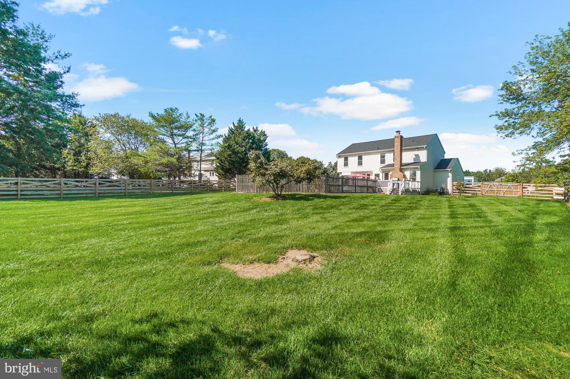 SENECA CHASE - Residential