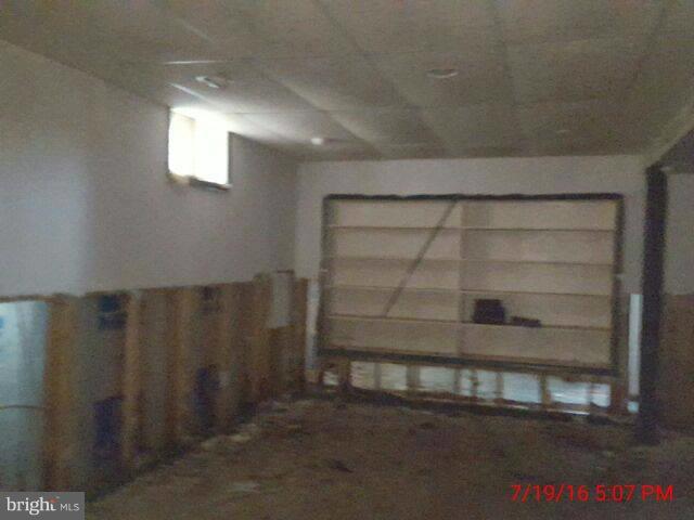 CATONSVILLE MANOR - Residential