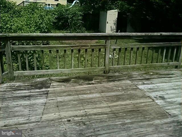 CATONSVILLE MANOR - Residential