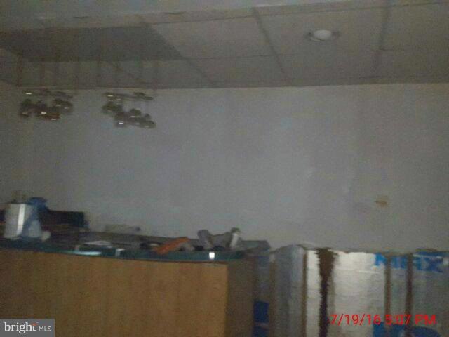 CATONSVILLE MANOR - Residential