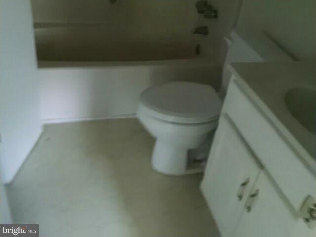 CATONSVILLE MANOR - Residential