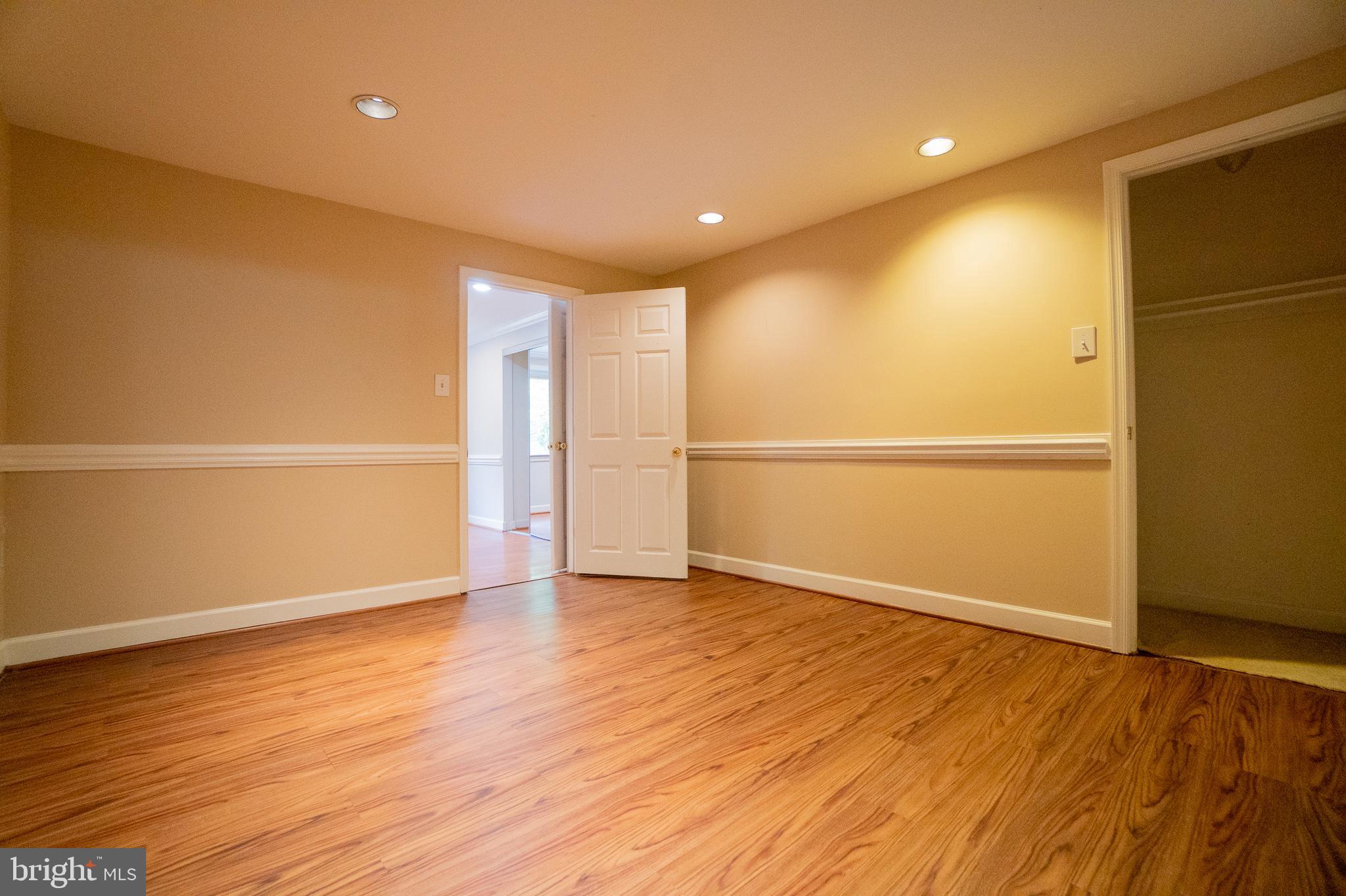 HERITAGE WALK - Residential Lease