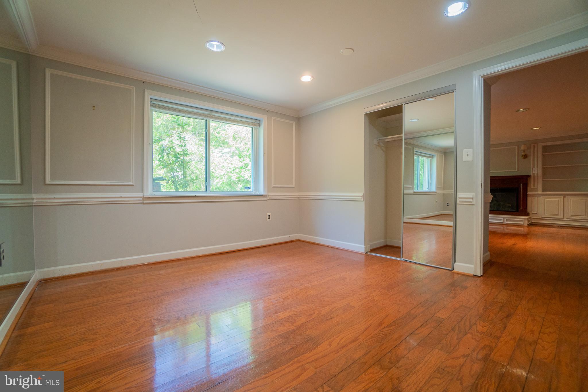 HERITAGE WALK - Residential Lease