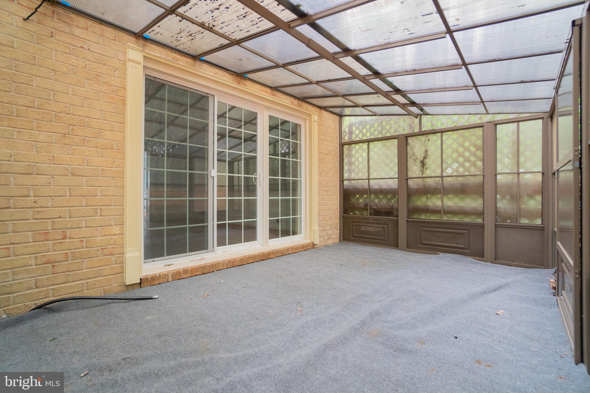 HERITAGE WALK - Residential Lease