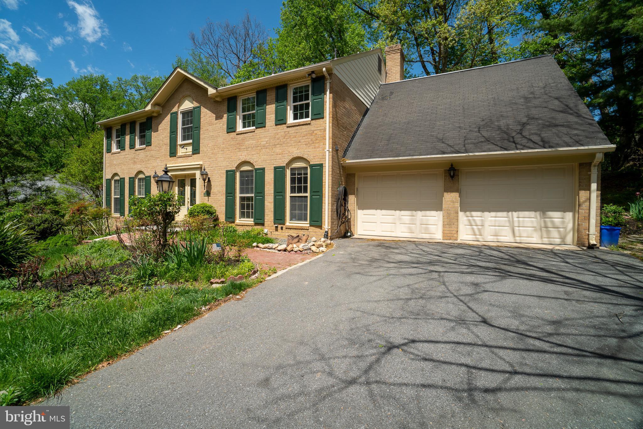 HERITAGE WALK - Residential Lease