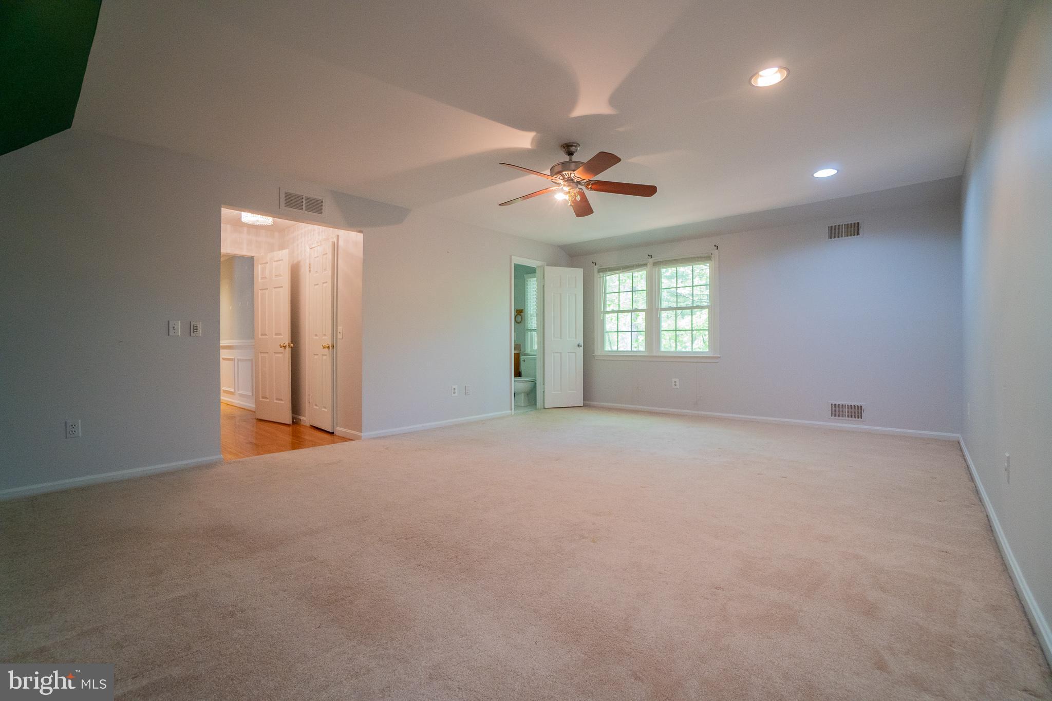 HERITAGE WALK - Residential Lease