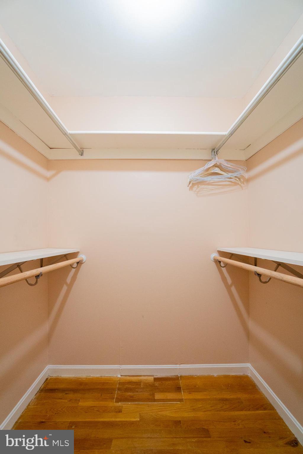 HERITAGE WALK - Residential Lease