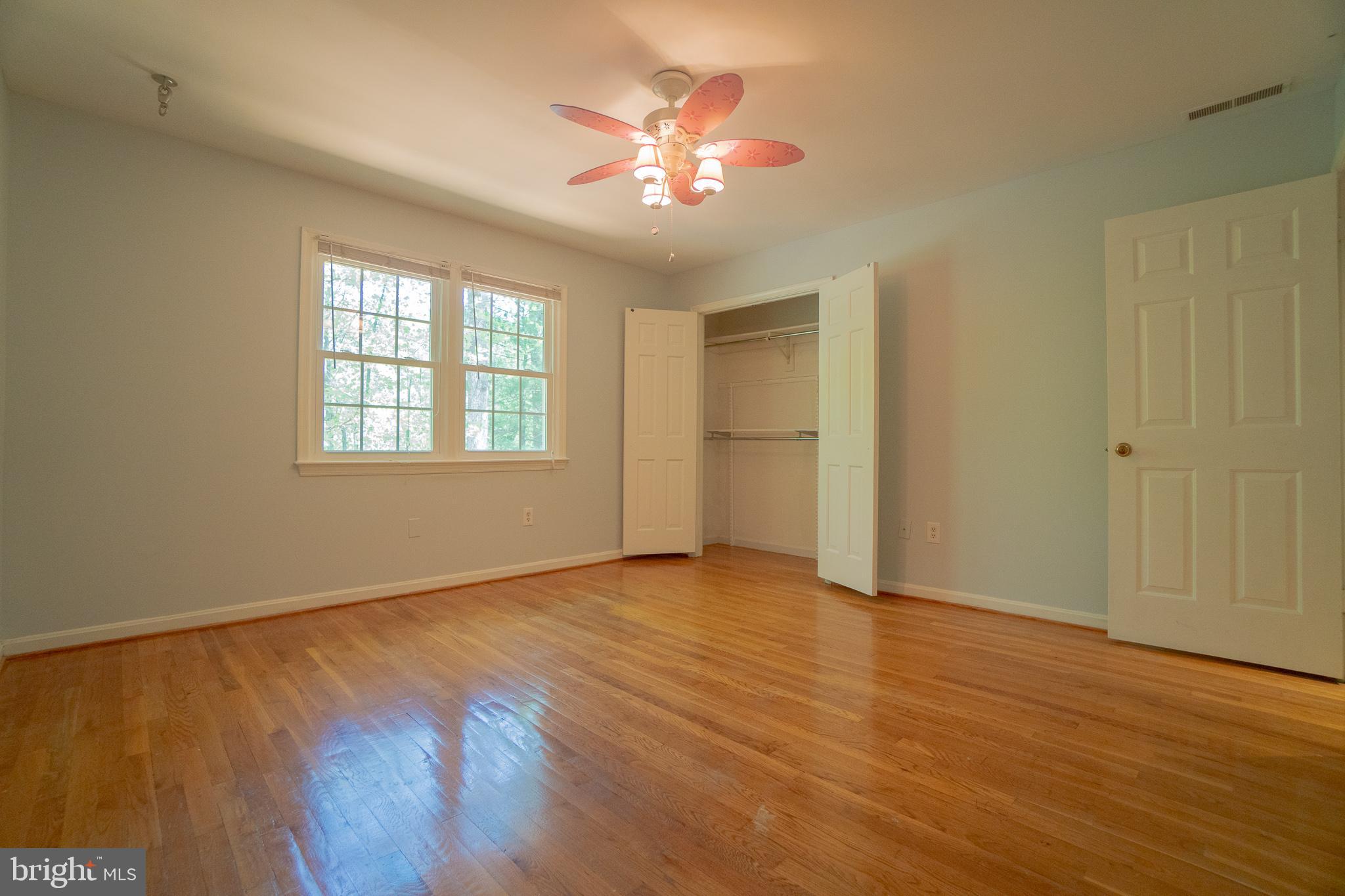 HERITAGE WALK - Residential Lease