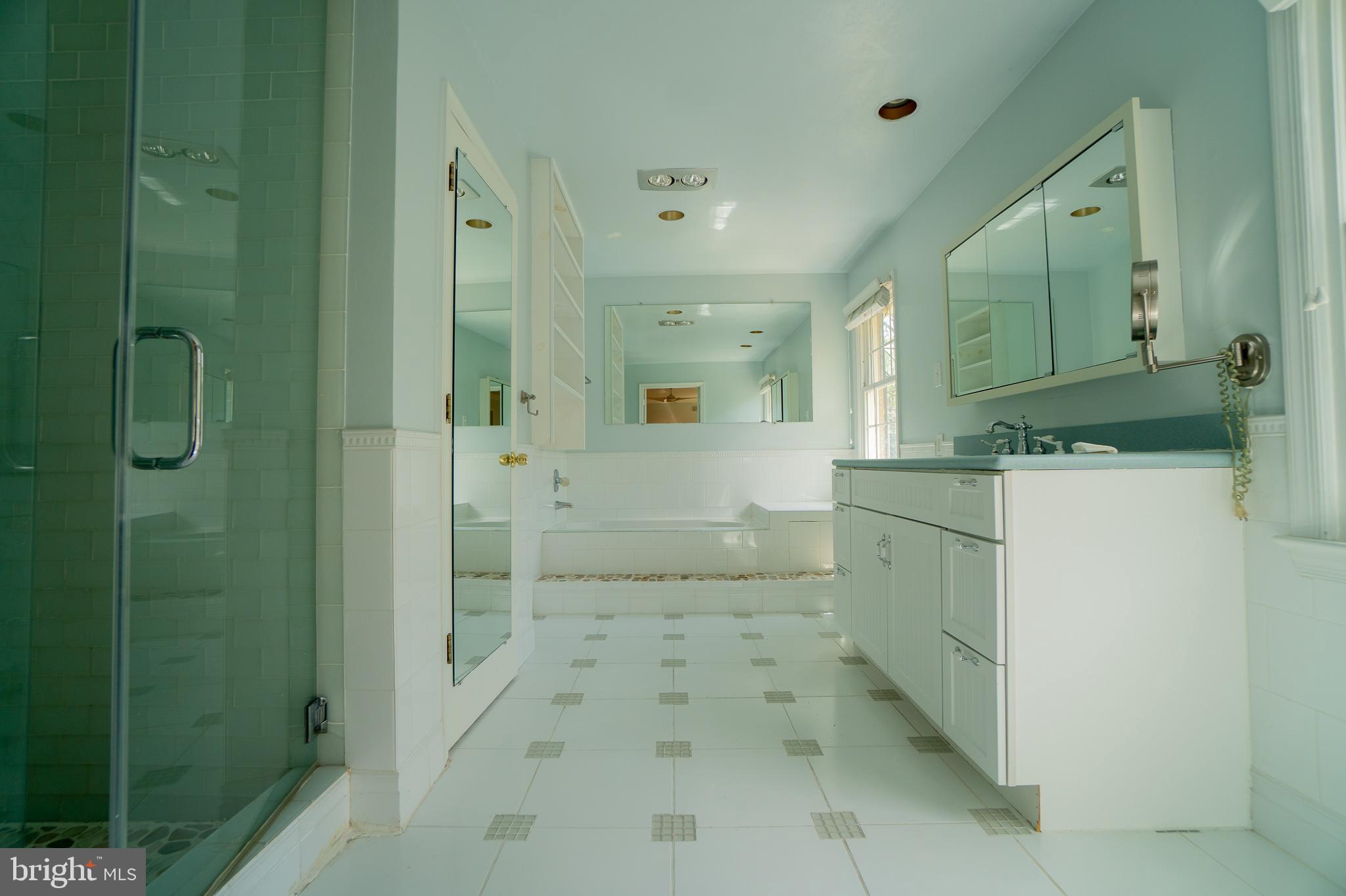 HERITAGE WALK - Residential Lease