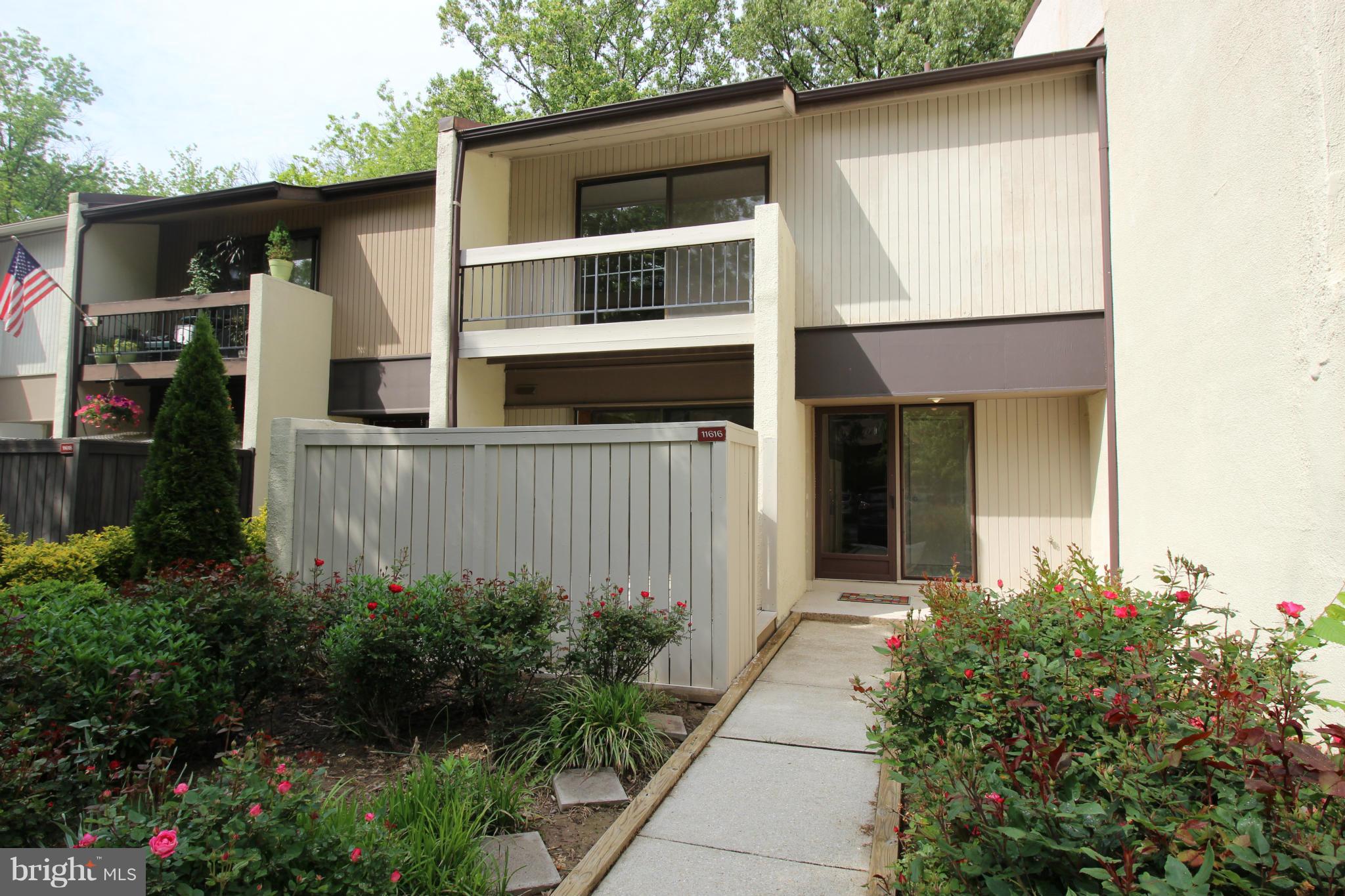 RESTON - Residential