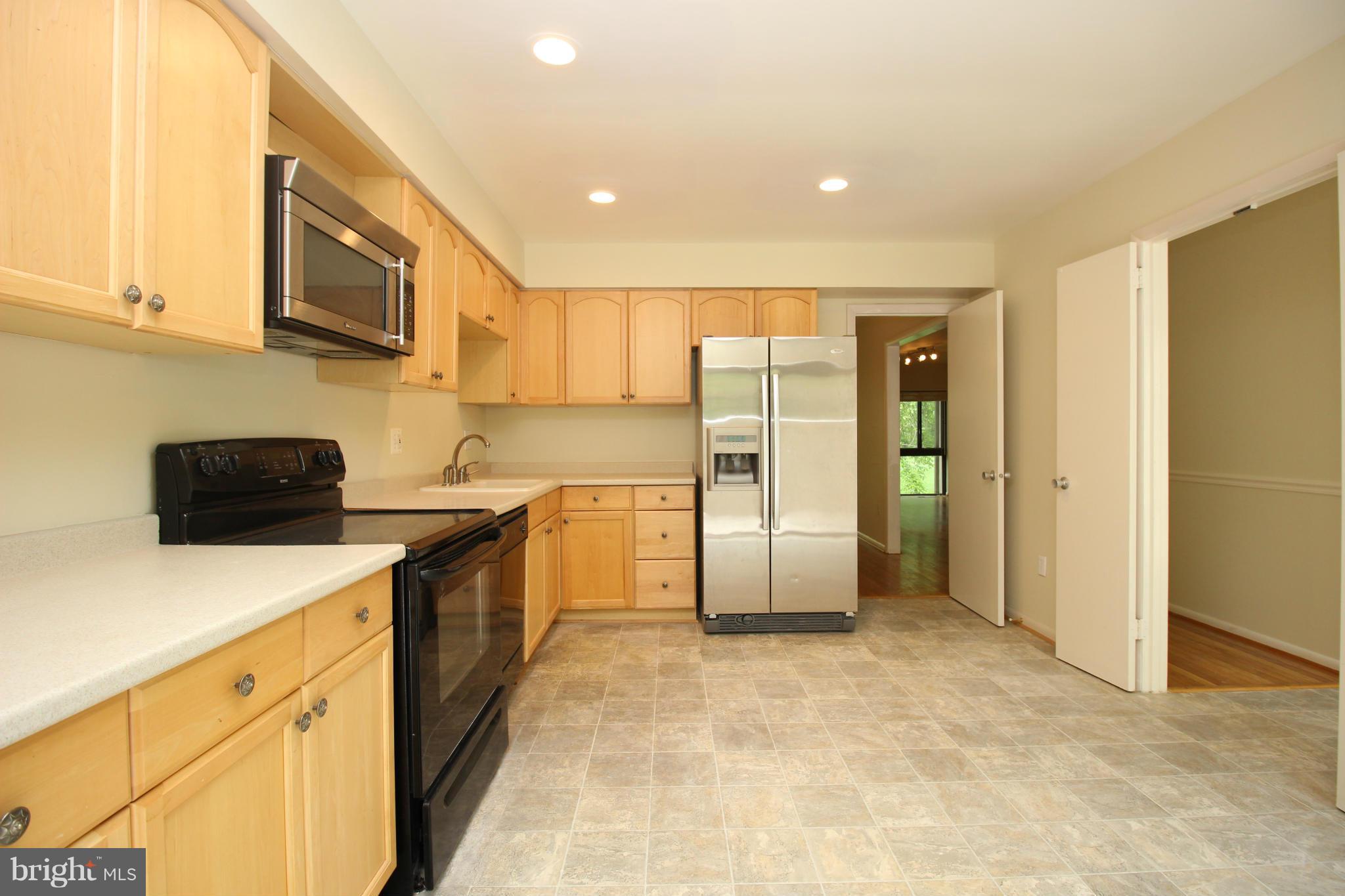 RESTON - Residential