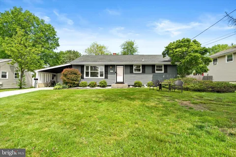 14 Sun Valley Road, Hamilton, NJ MLS: NJME2059810