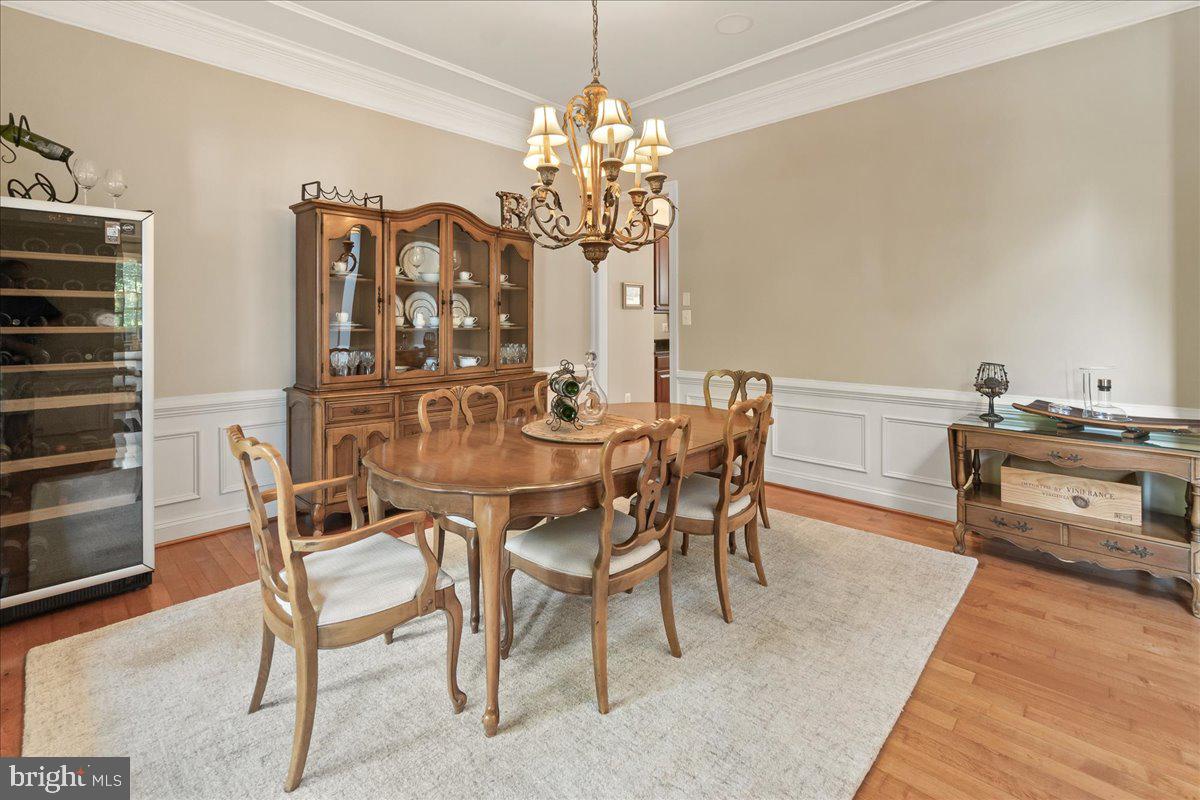 WINDSOR KNOLLS - Residential