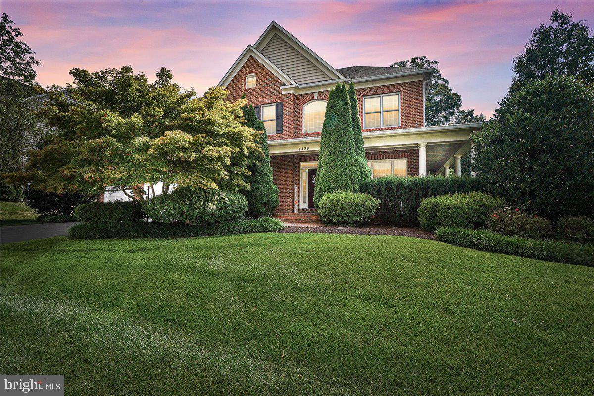 WINDSOR KNOLLS - Residential