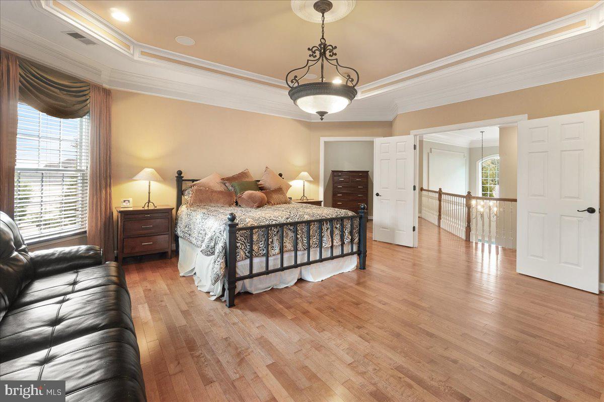 WINDSOR KNOLLS - Residential