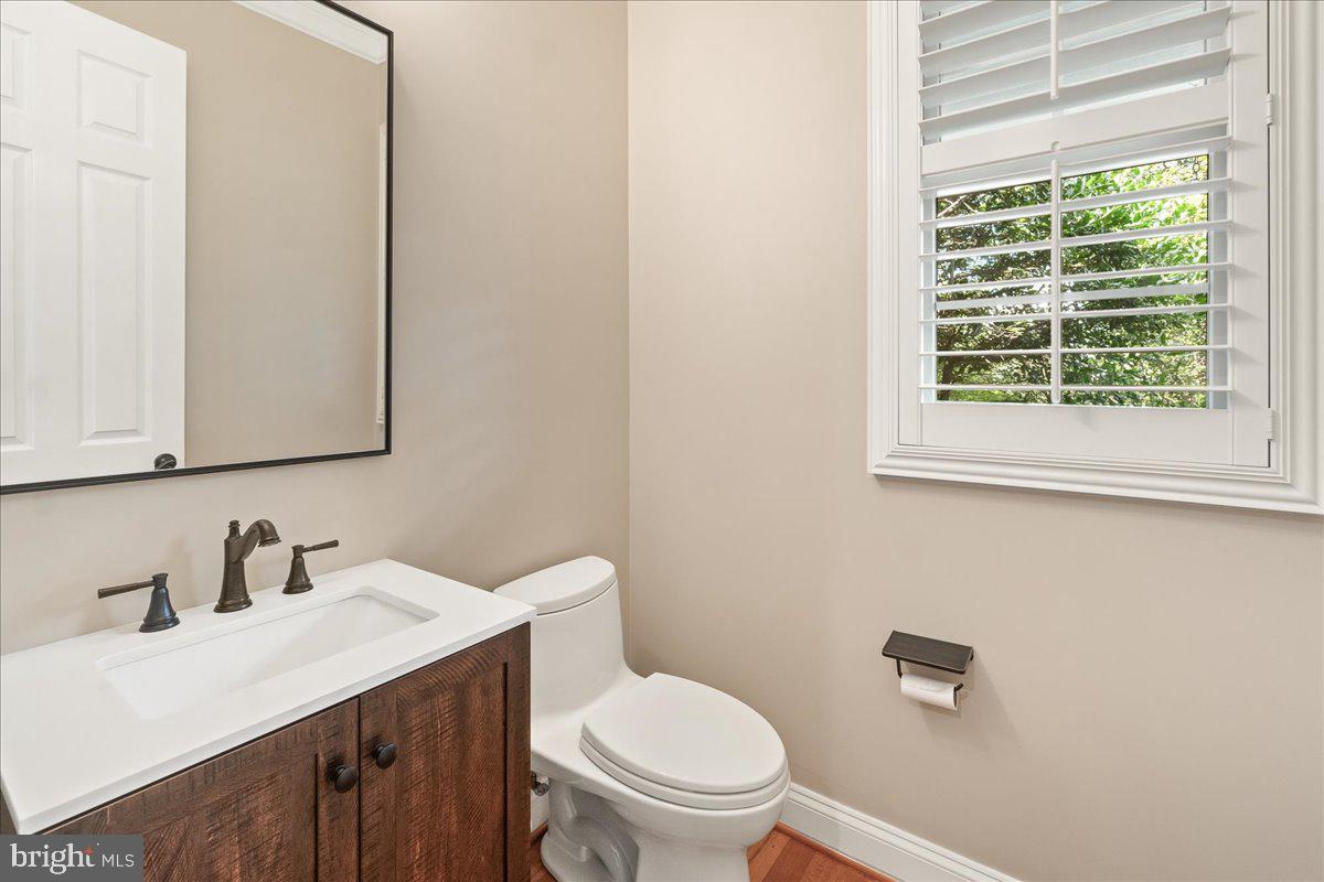 WINDSOR KNOLLS - Residential