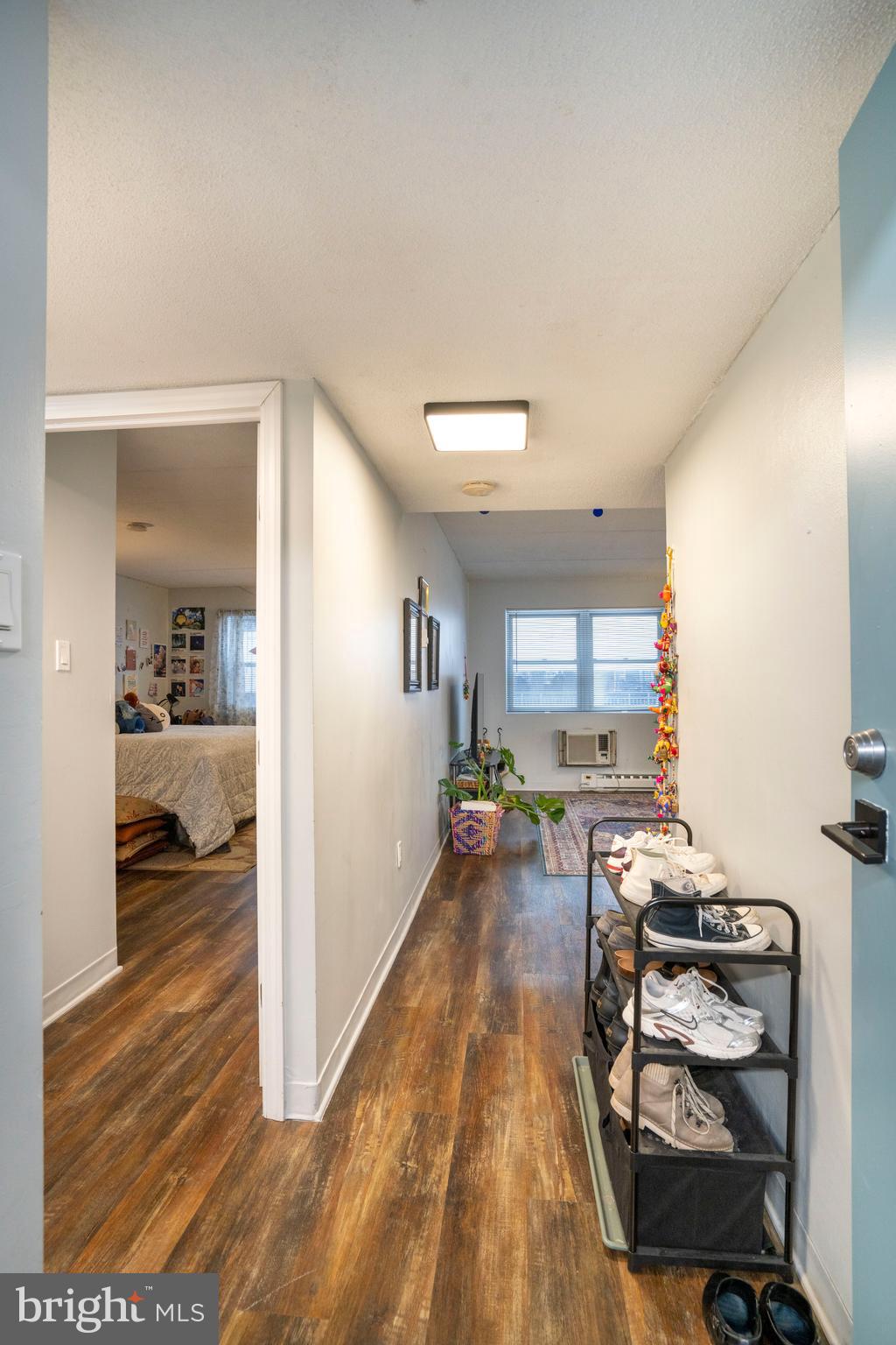 BEAVER PLAZA - Residential