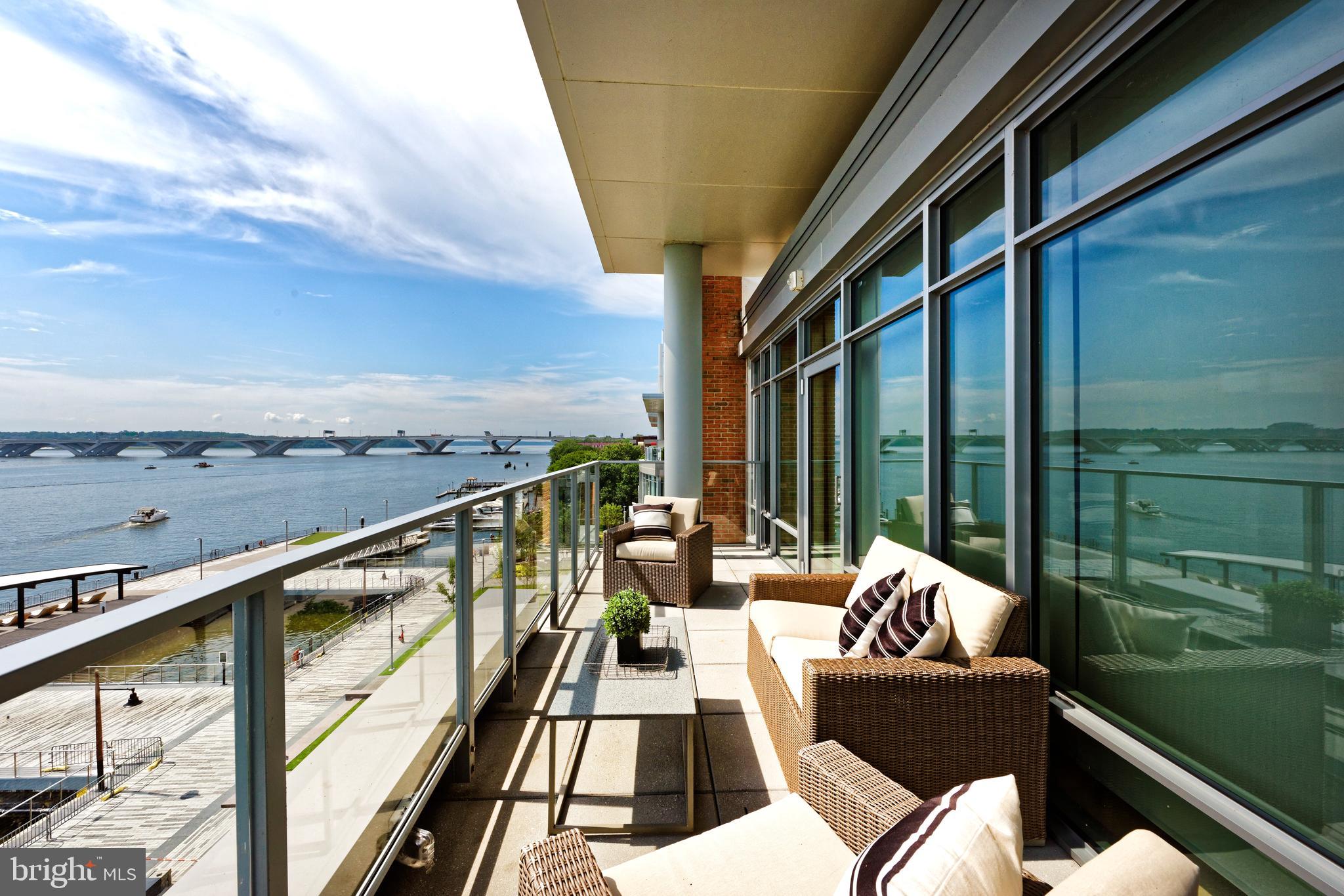 ROBINSON LANDING - Residential