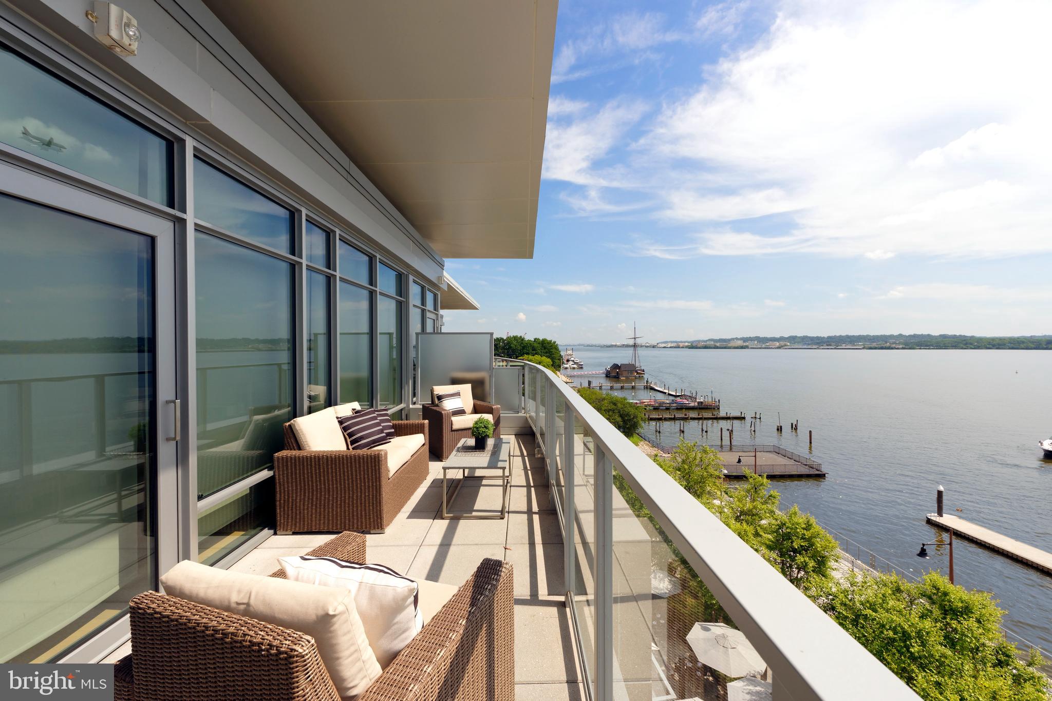 ROBINSON LANDING - Residential