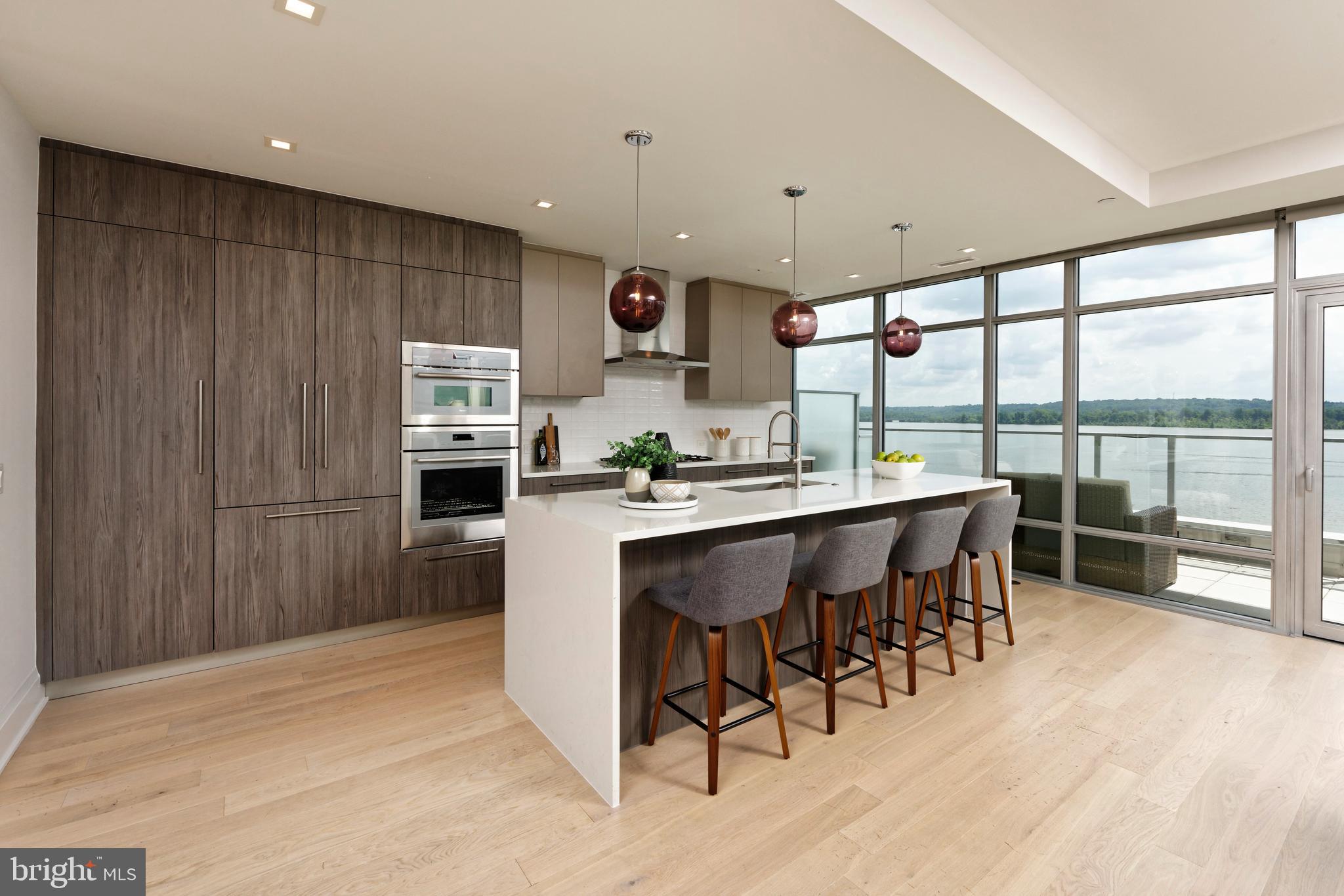 ROBINSON LANDING - Residential