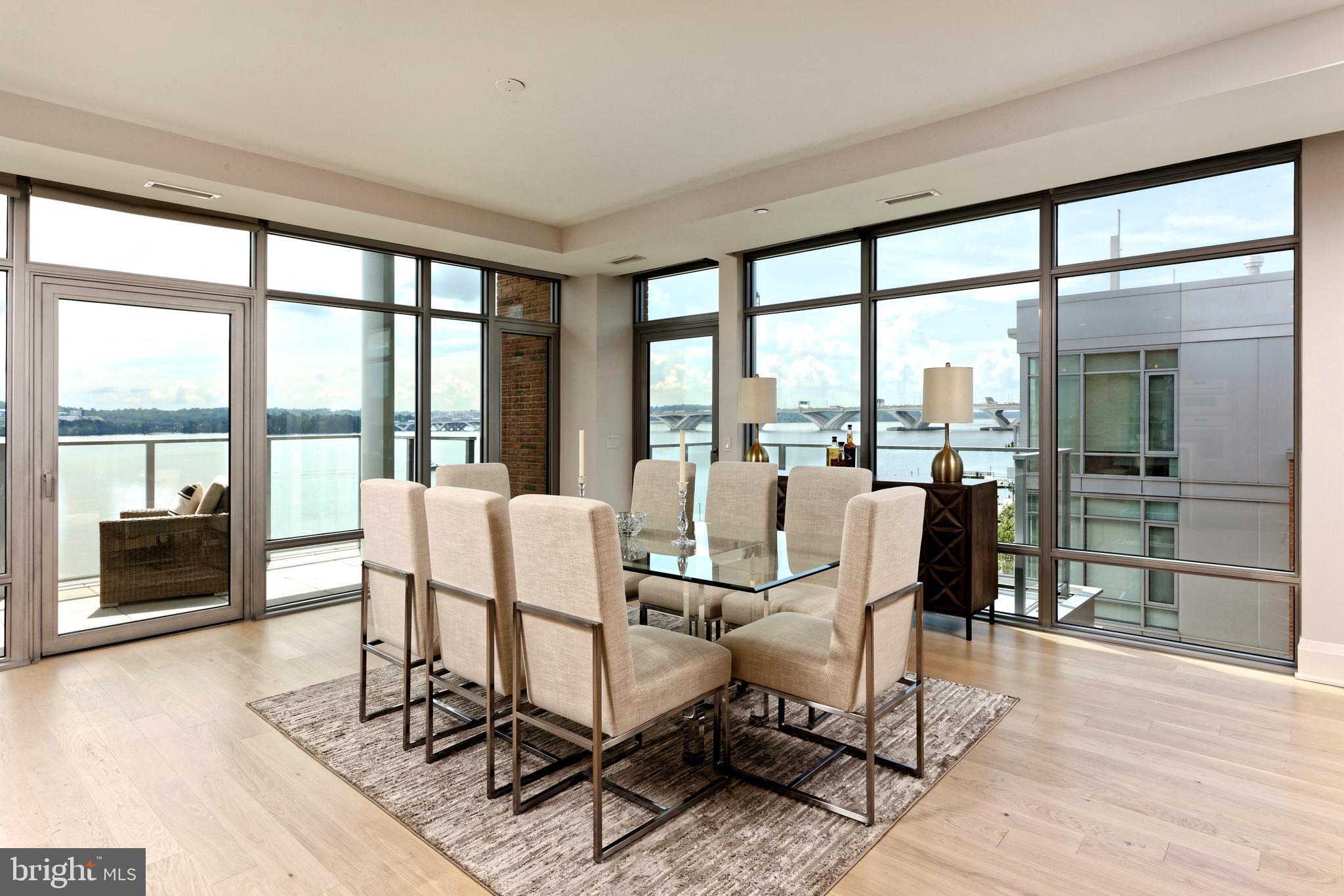 ROBINSON LANDING - Residential