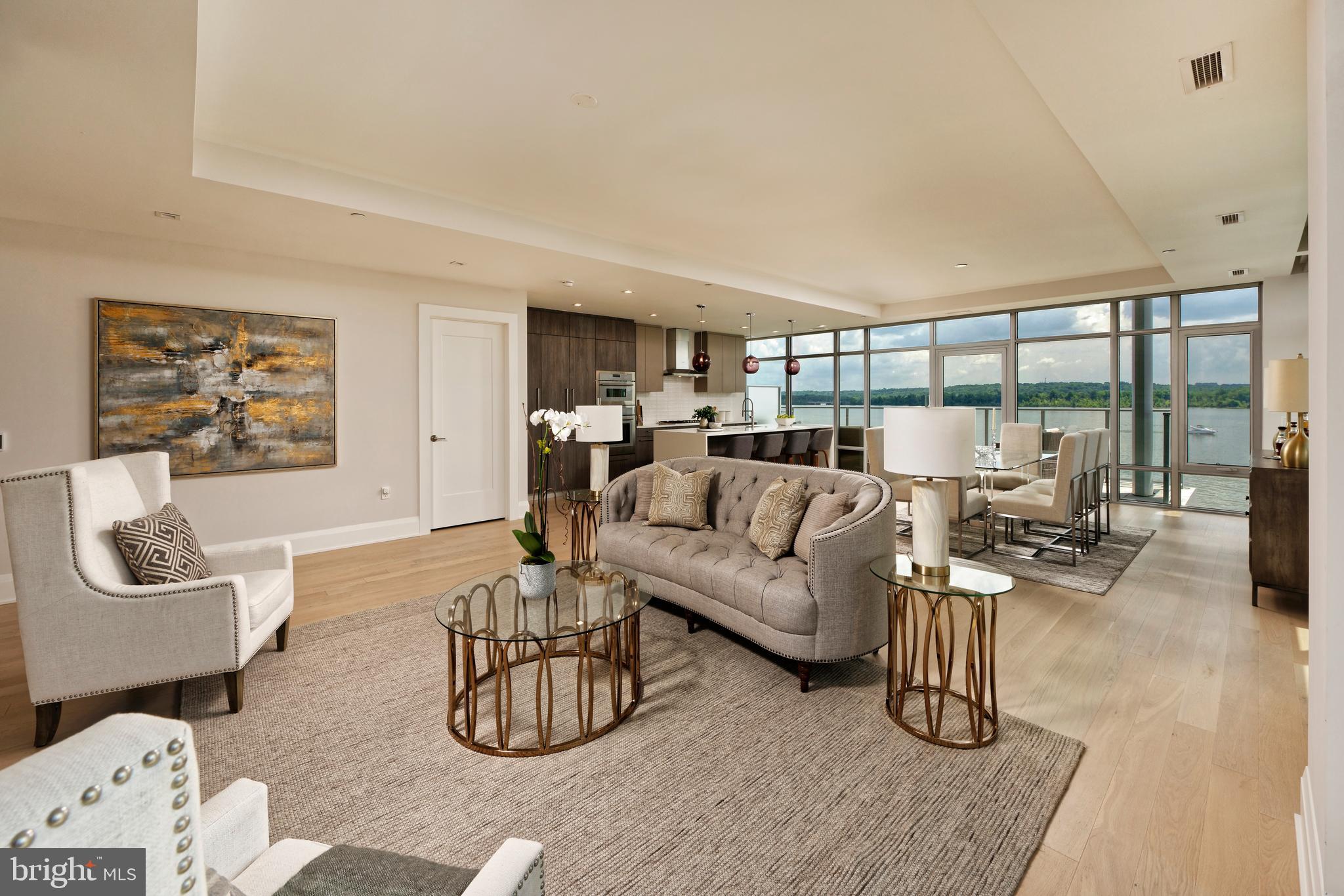 ROBINSON LANDING - Residential