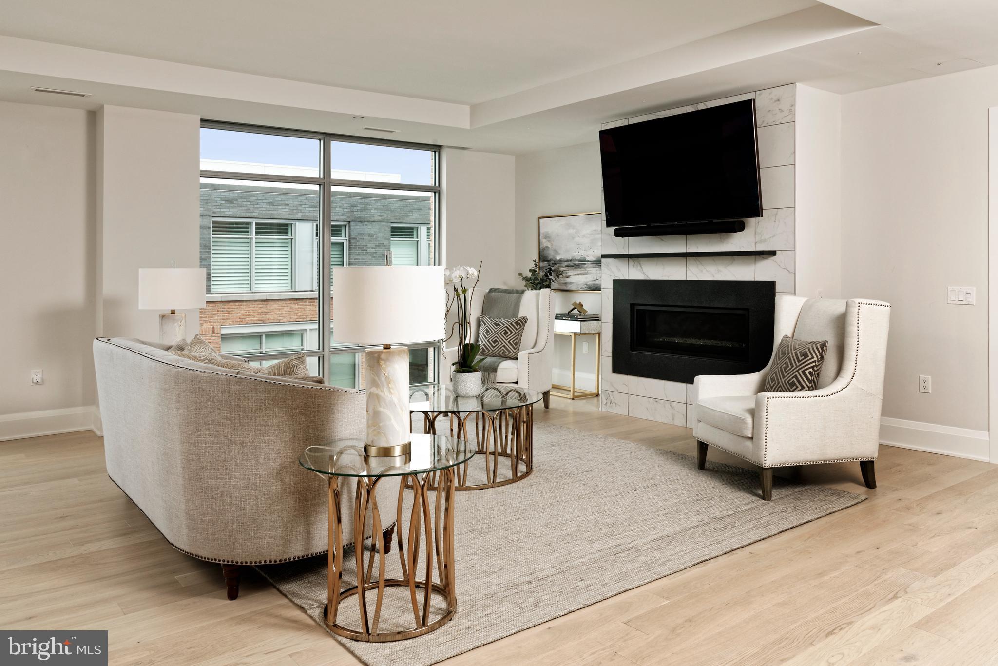 ROBINSON LANDING - Residential