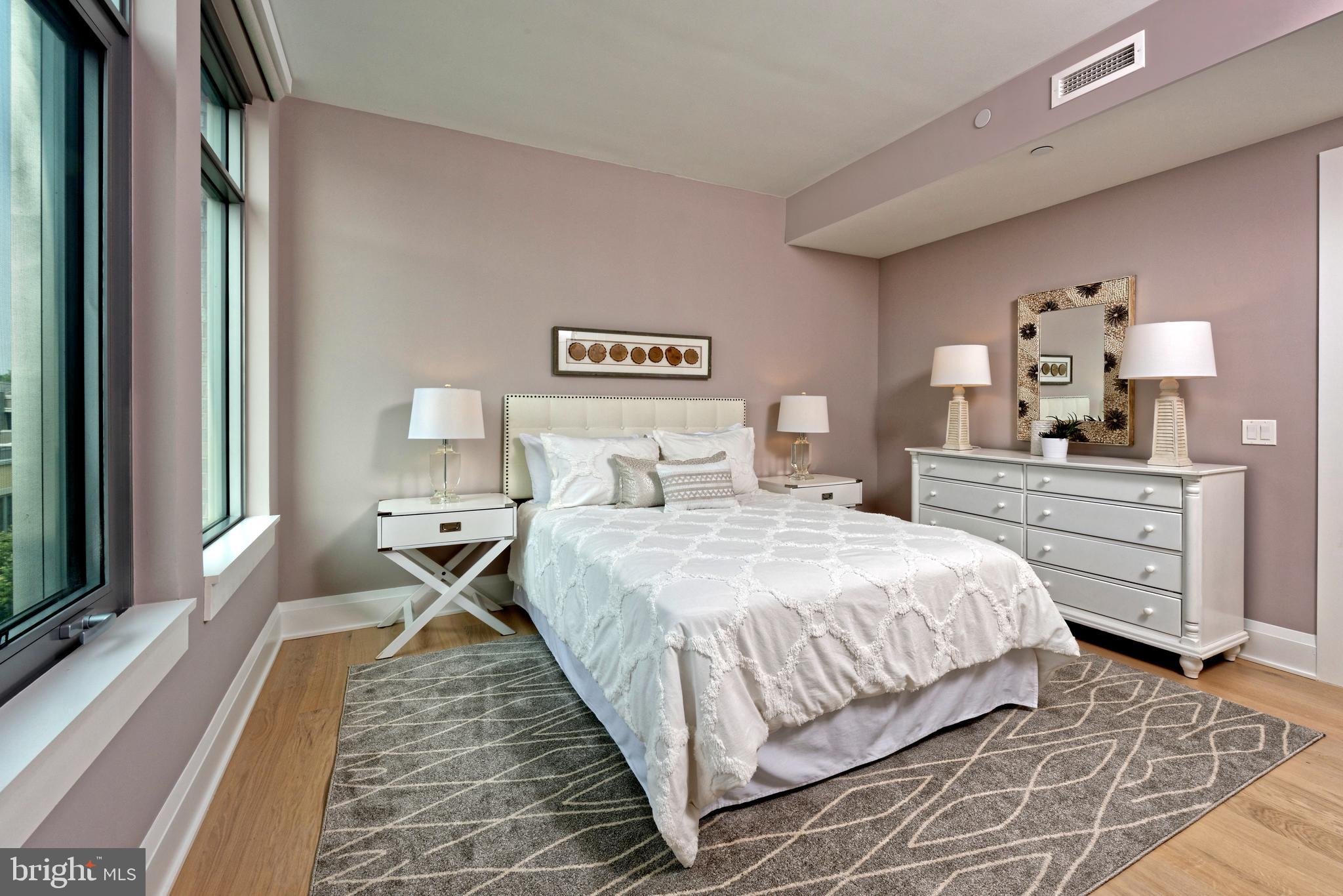 ROBINSON LANDING - Residential