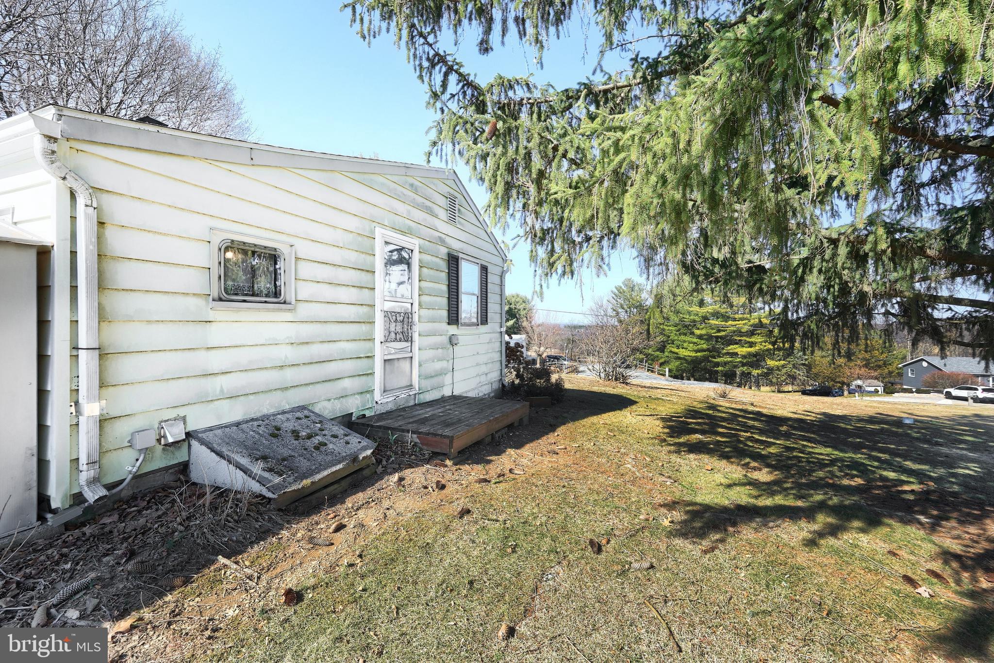 GLENVILLE - Residential