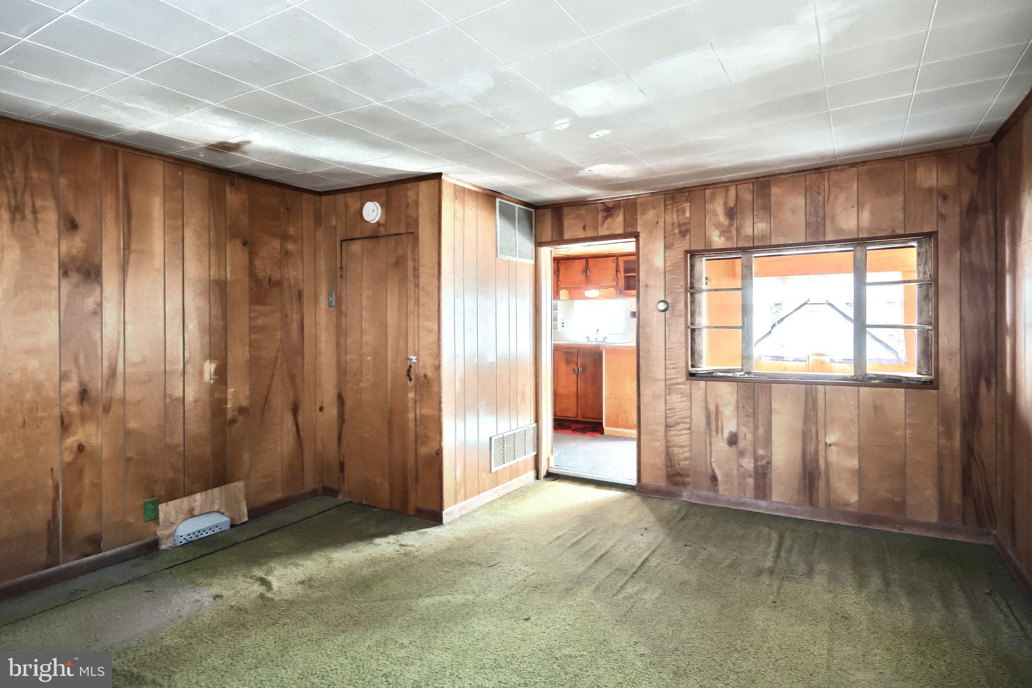 GLENVILLE - Residential