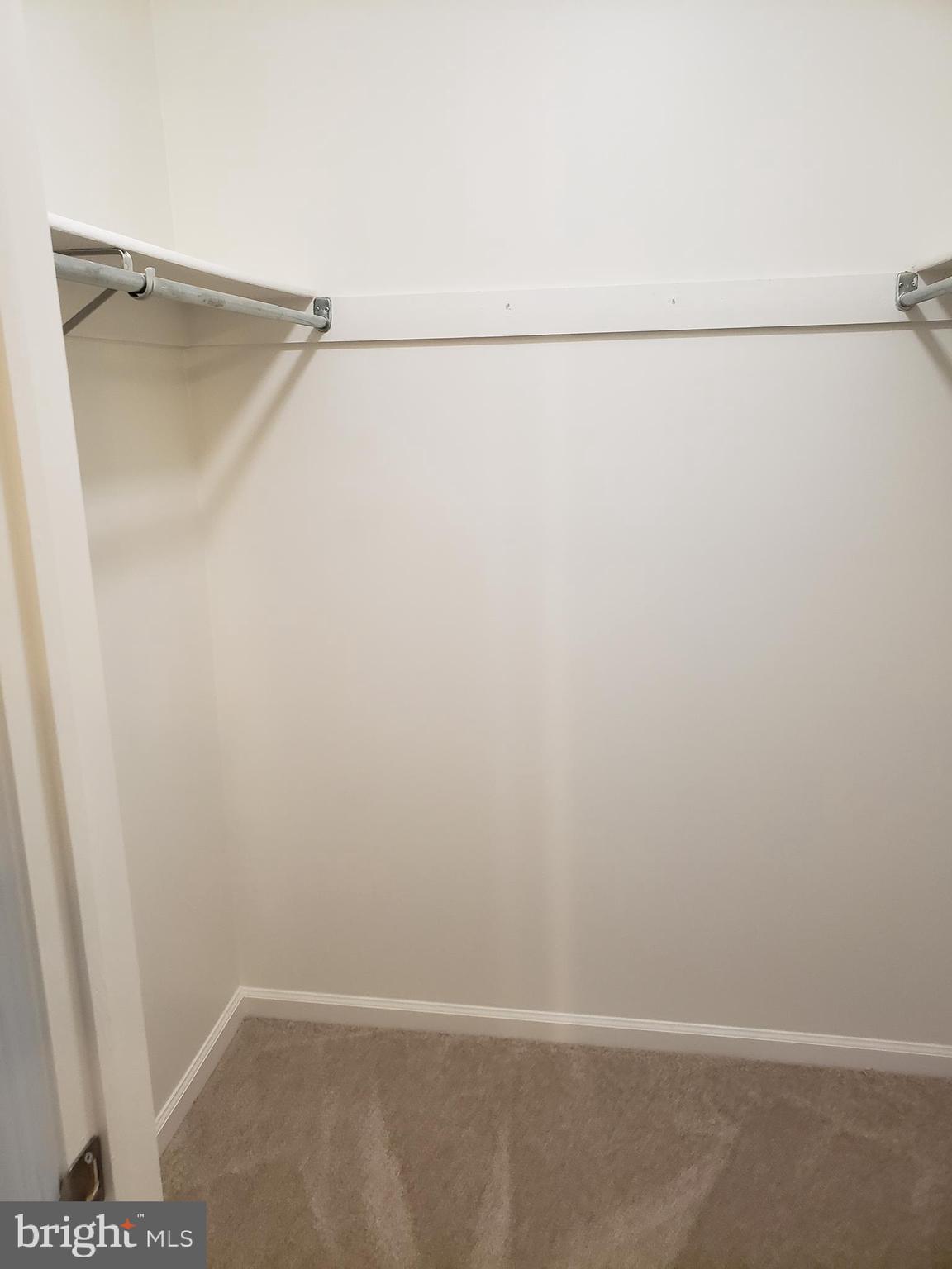 LOFTRIDGE - Residential Lease