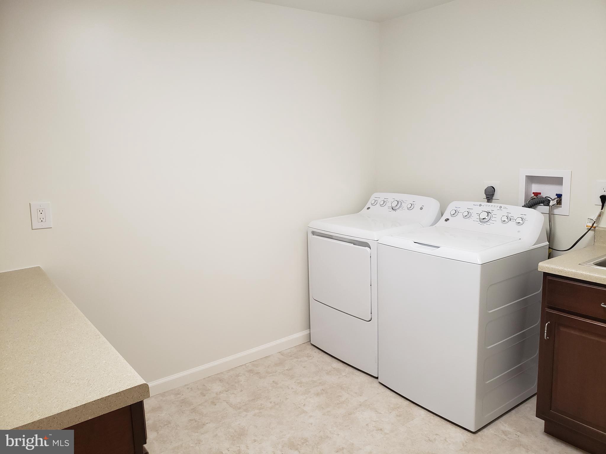 LOFTRIDGE - Residential Lease