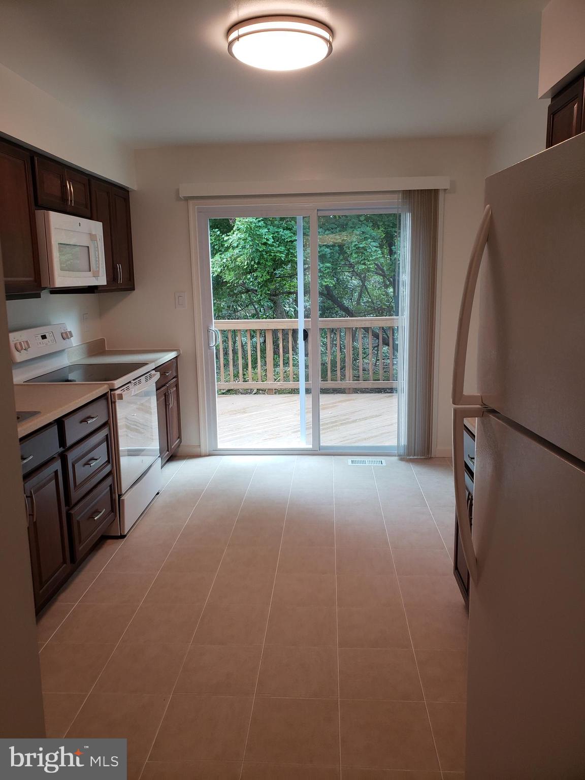 LOFTRIDGE - Residential Lease