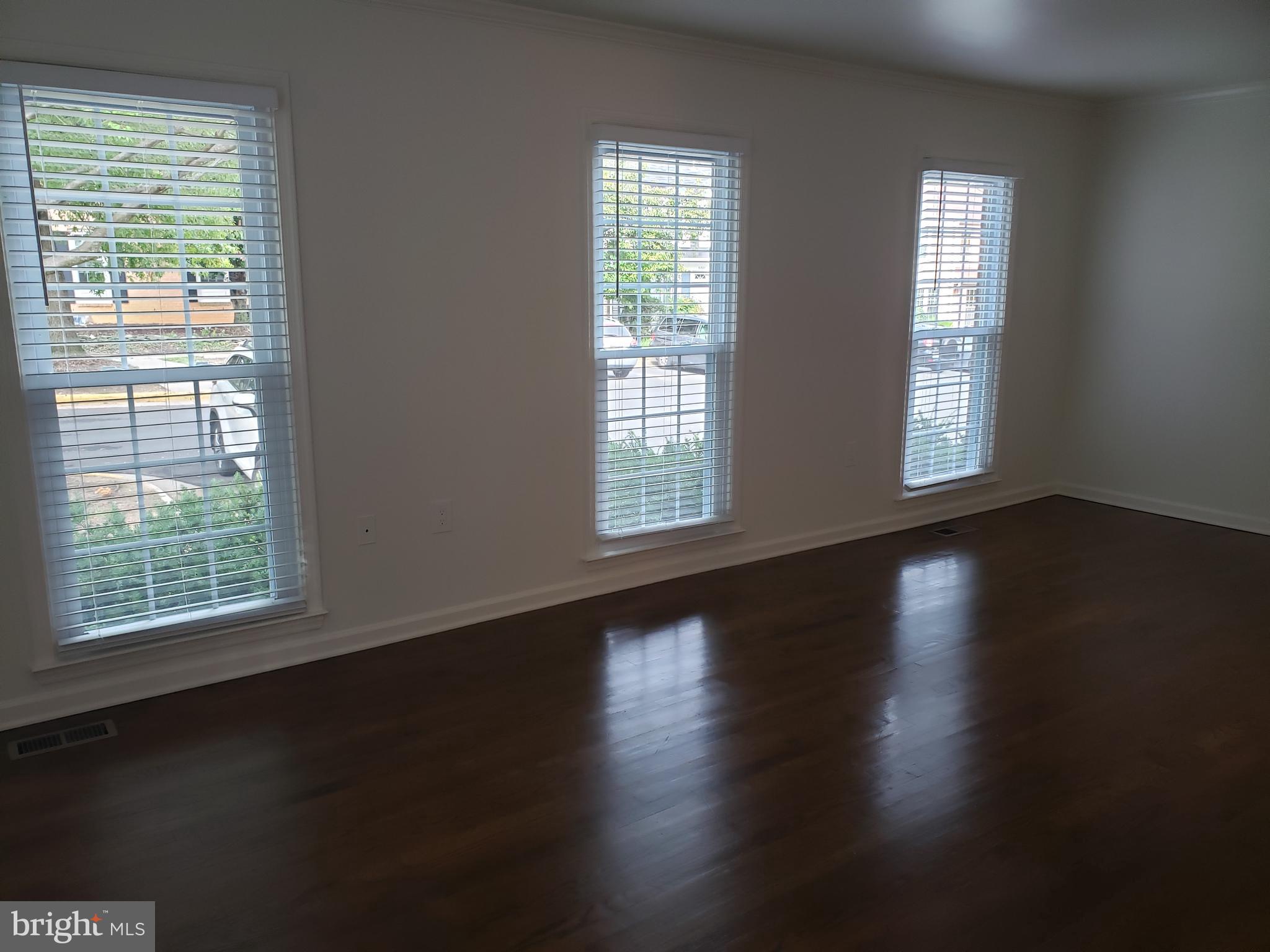 LOFTRIDGE - Residential Lease