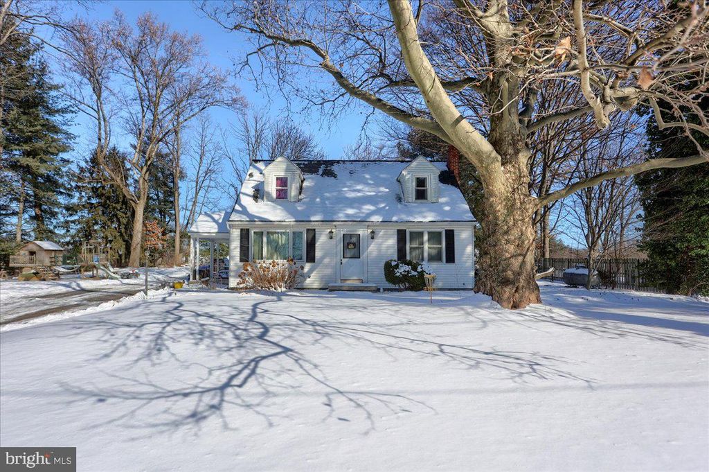 Photo of 165 Franklin Road, COLUMBIA, PA 17512 (MLS # PALA2063454)