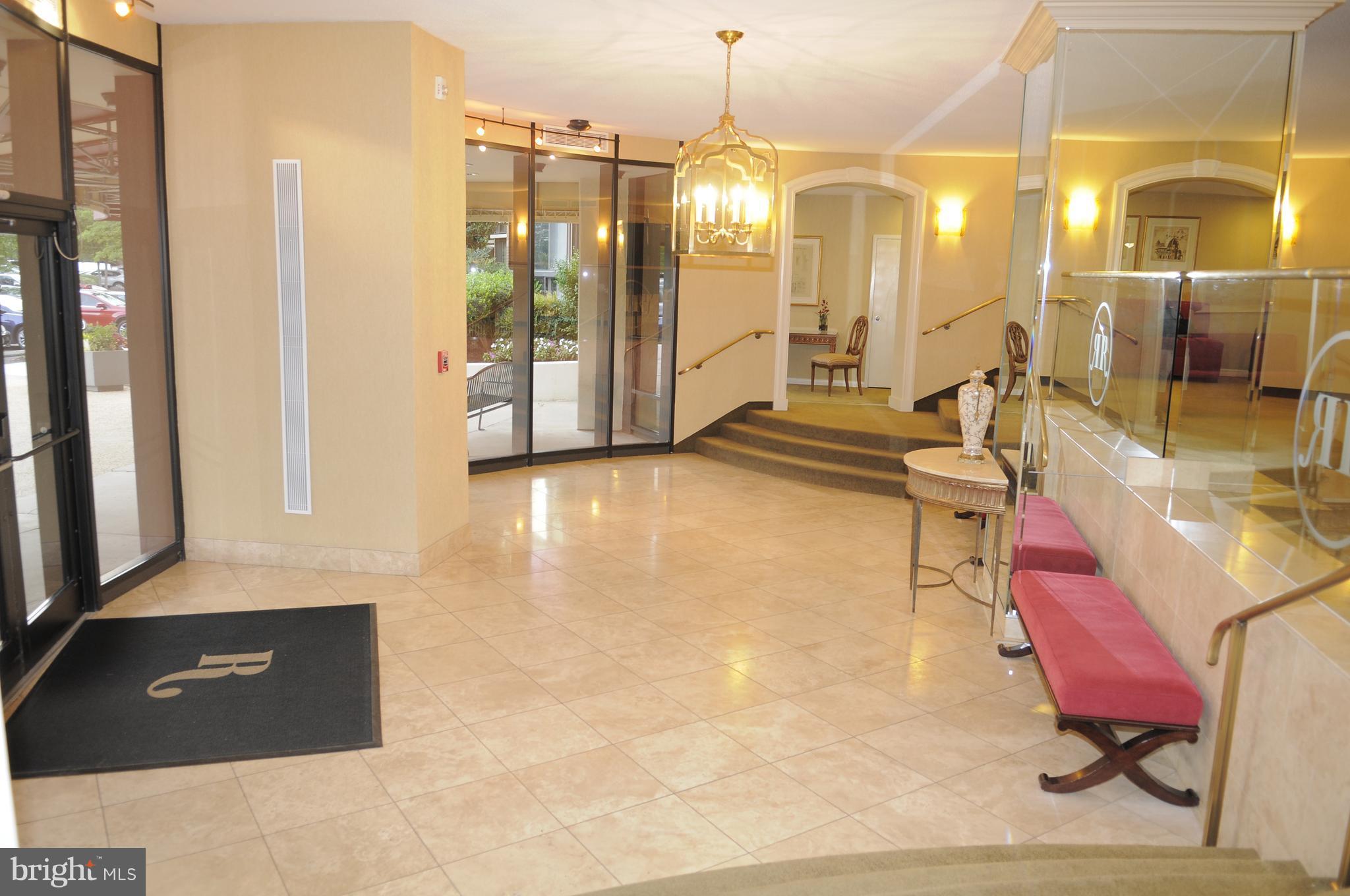 ROTONDA - Residential