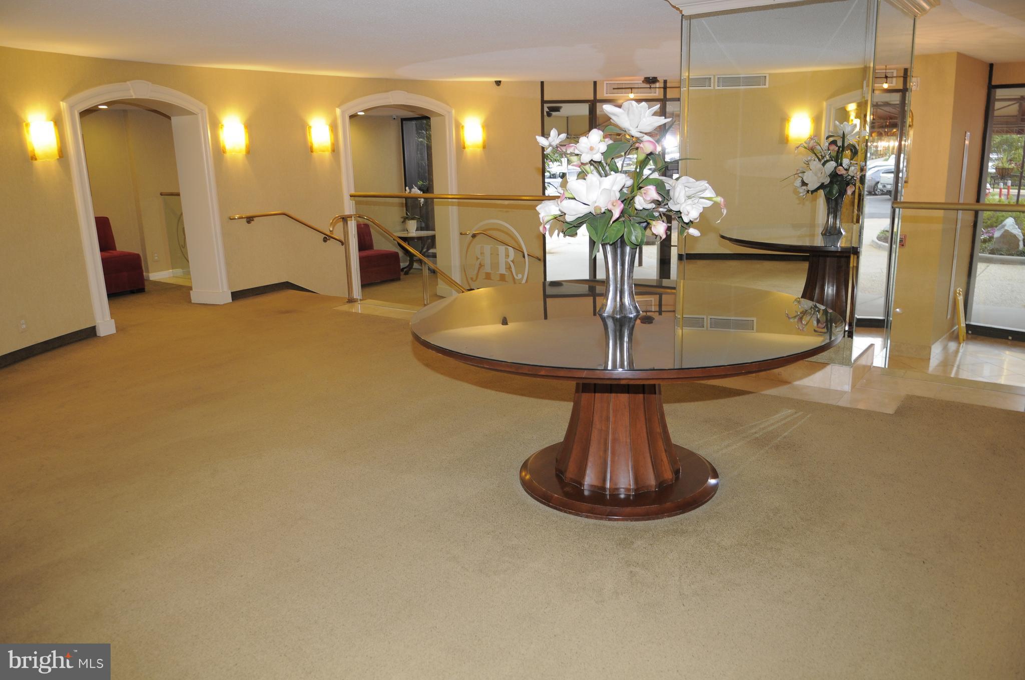 ROTONDA - Residential