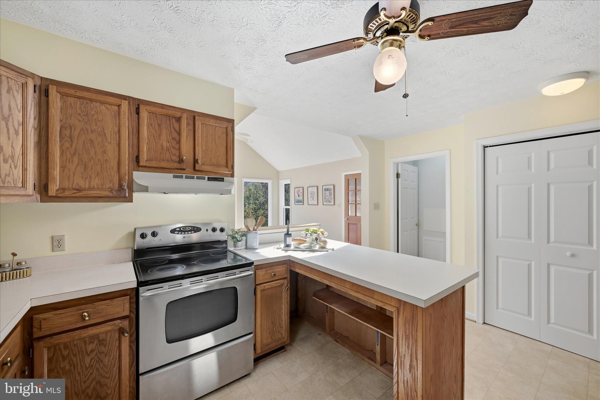 AVON BEND - Residential