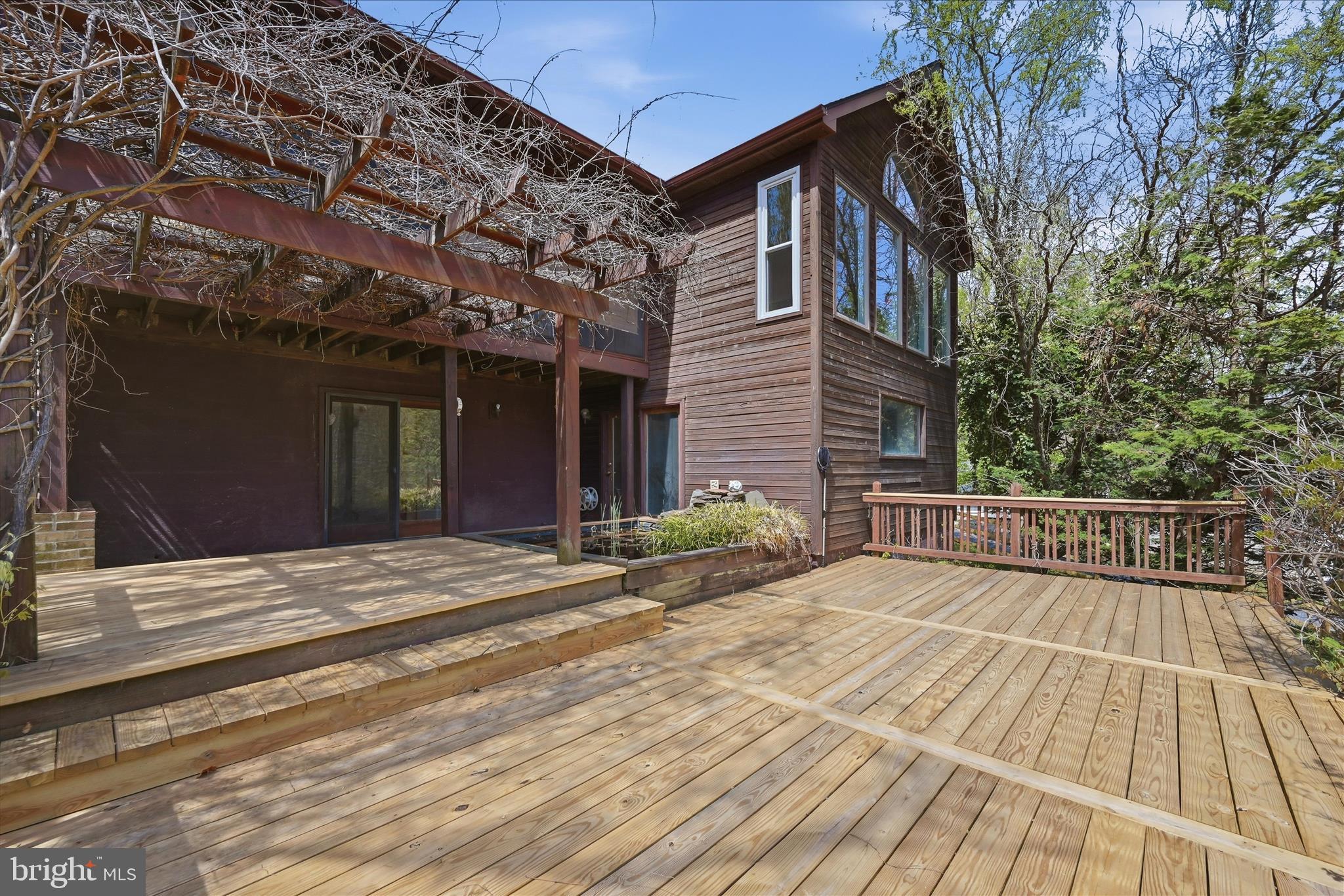 AVON BEND - Residential