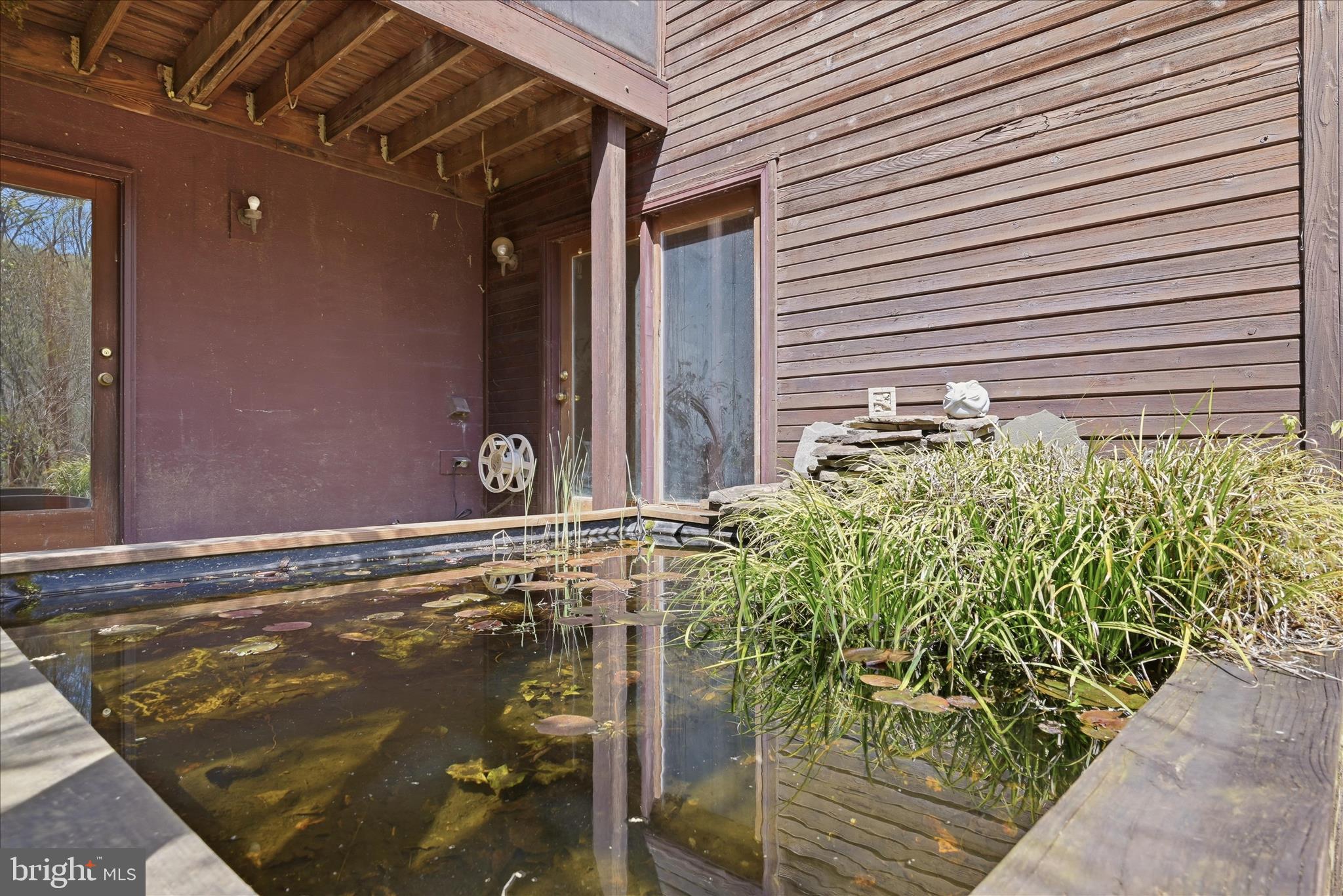 AVON BEND - Residential