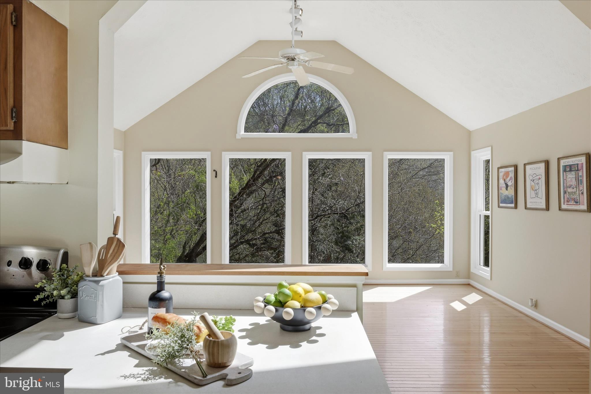 AVON BEND - Residential