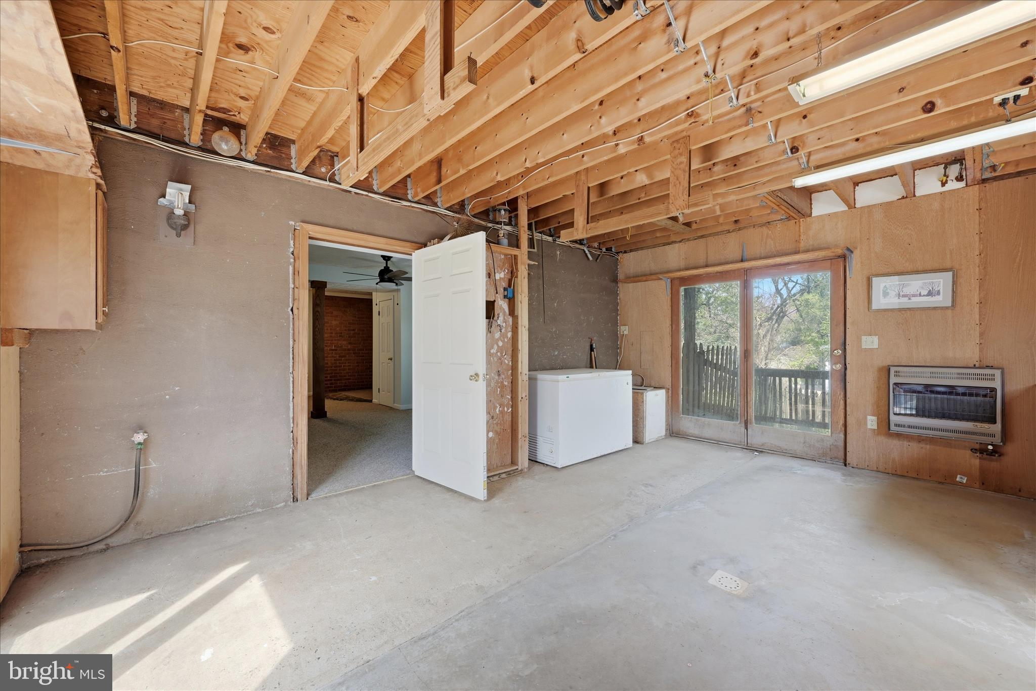 AVON BEND - Residential